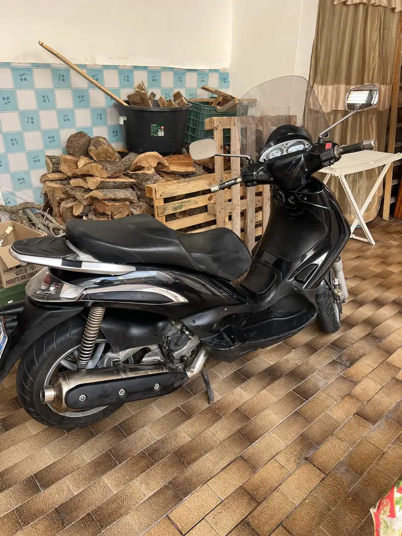 Piaggio Beverly 500 Czarny - 1