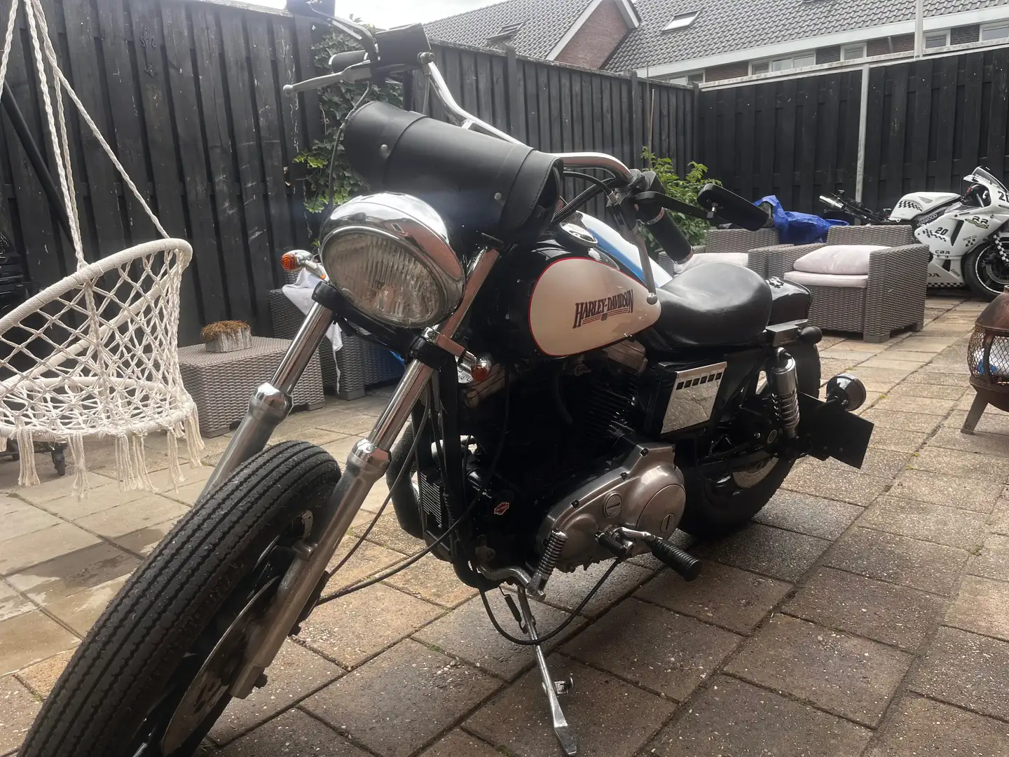 Harley-Davidson Sportster 883 Zwart - 2