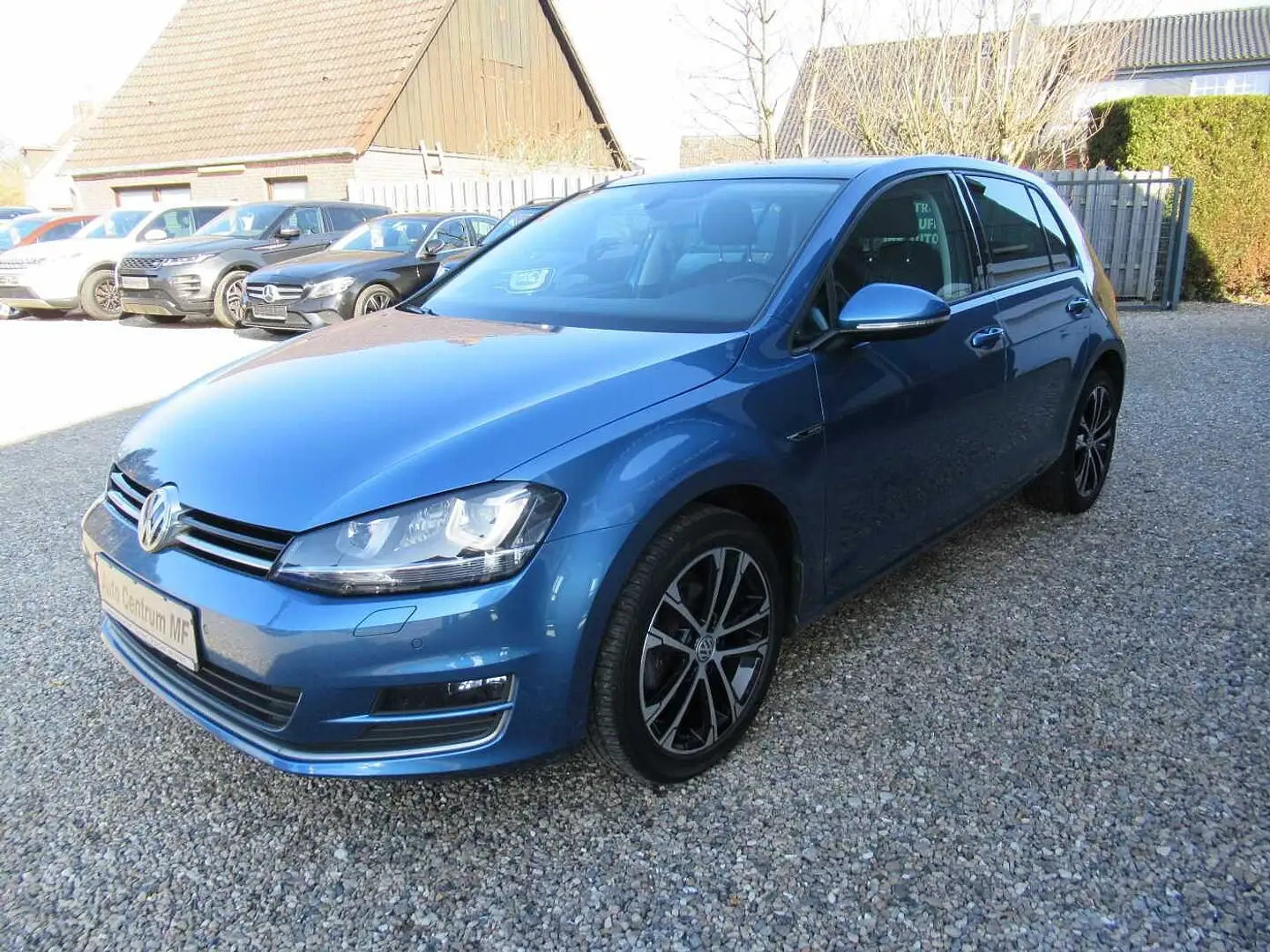 Volkswagen Golf VII Lounge Bleu - 1