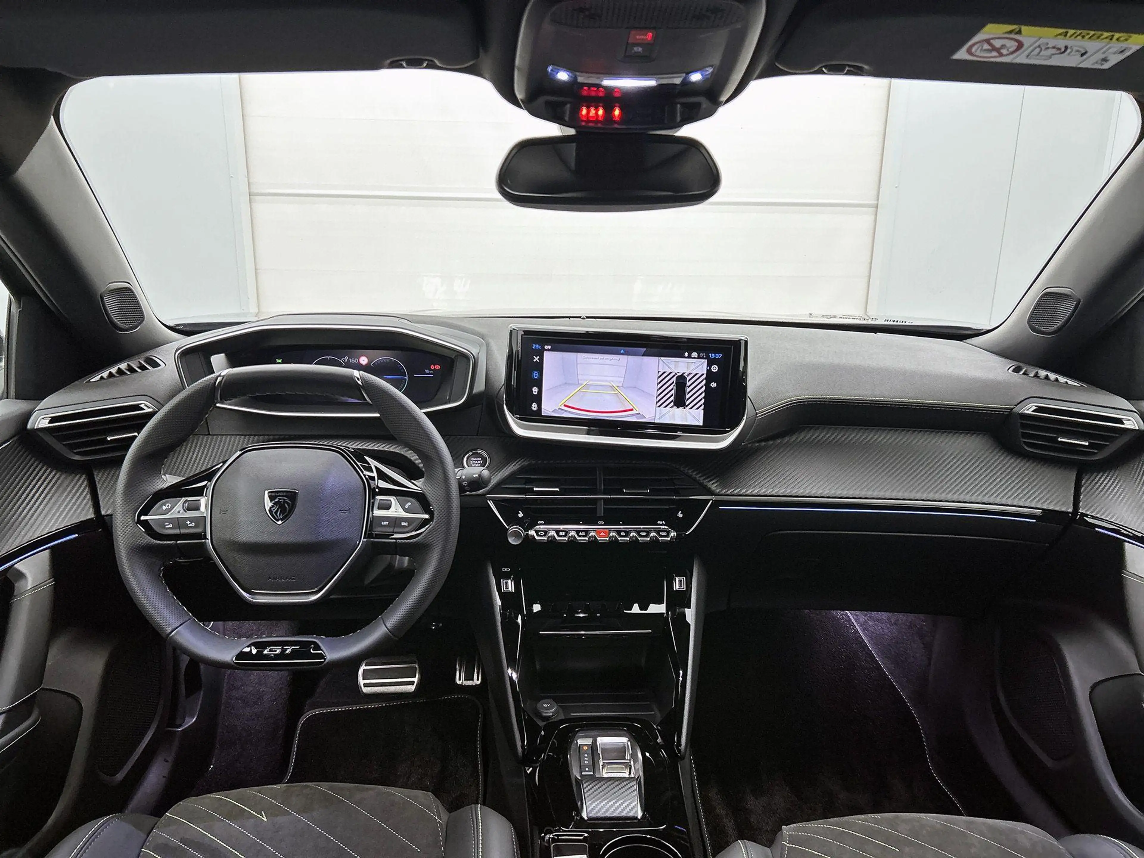 Peugeot e-2008 EV 156pk GT Avantage 54 kWh Automaat | 403km WLTP — photo 10