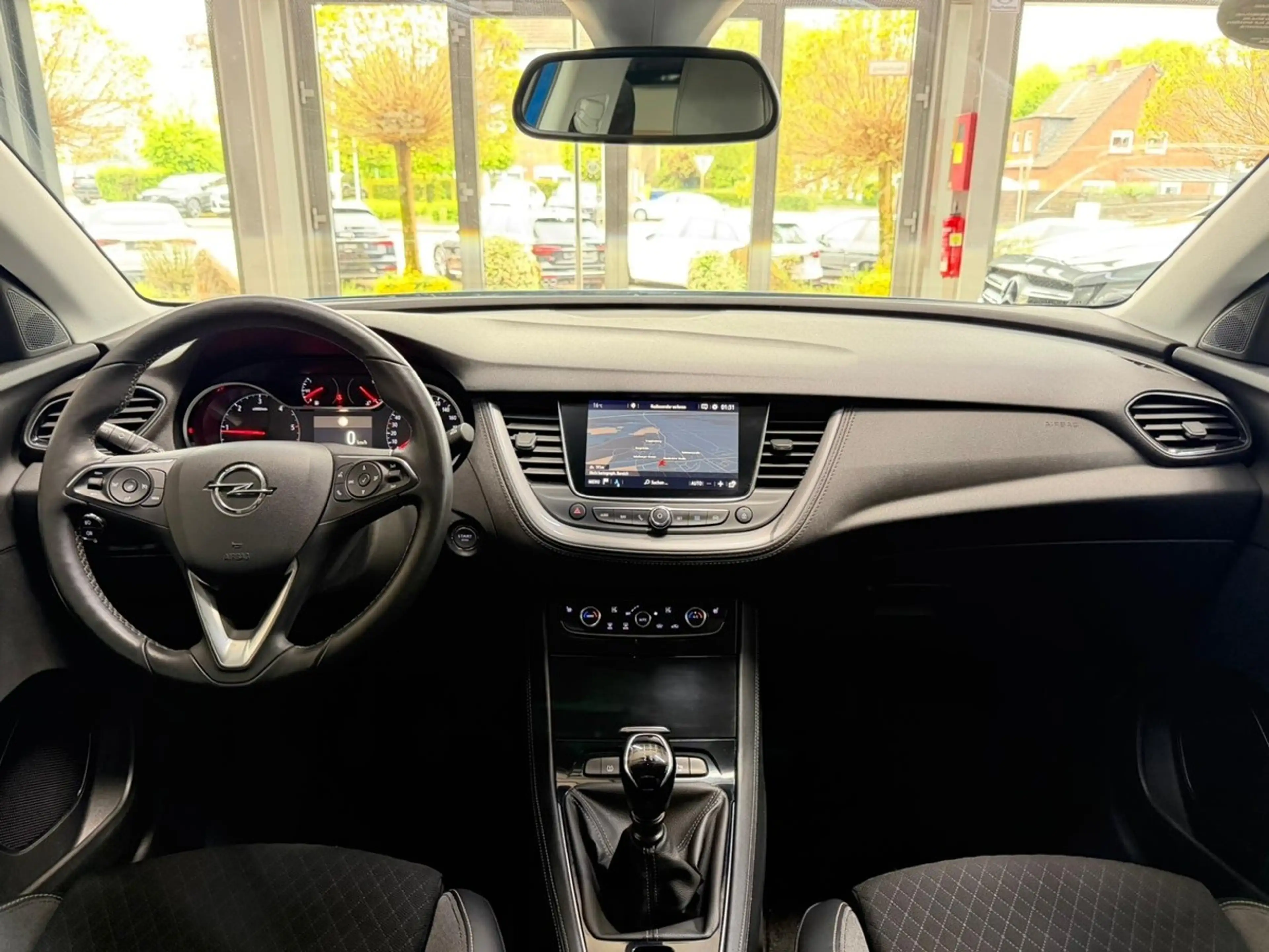Opel Grandland X 1.6 CDTI Dynamic Bi-LED Navi 360Cam — photo 15