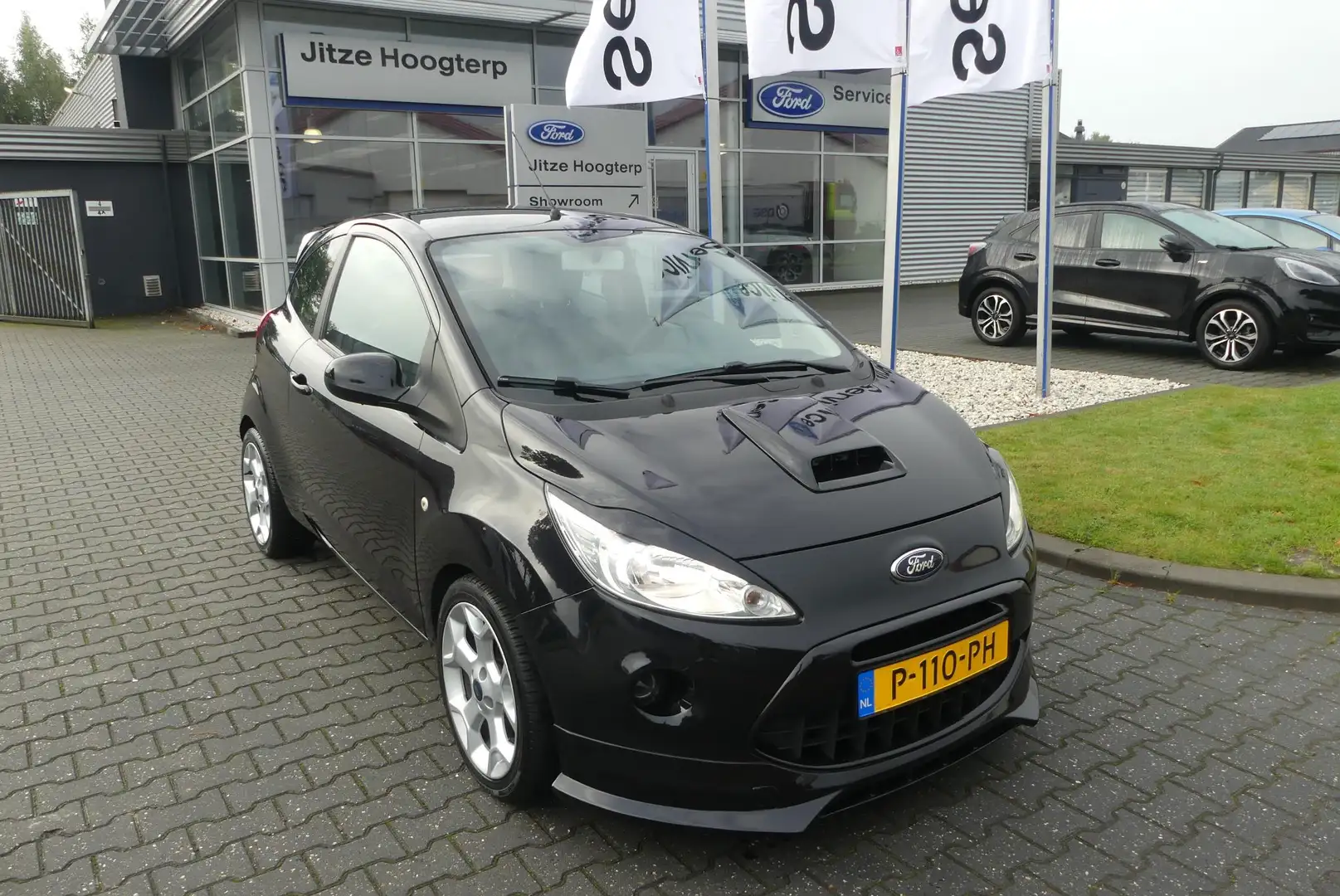 Ford Ka/Ka+ 1.2 Champions Edition start/stop UNIEK!, WINTER PA Zwart - 1