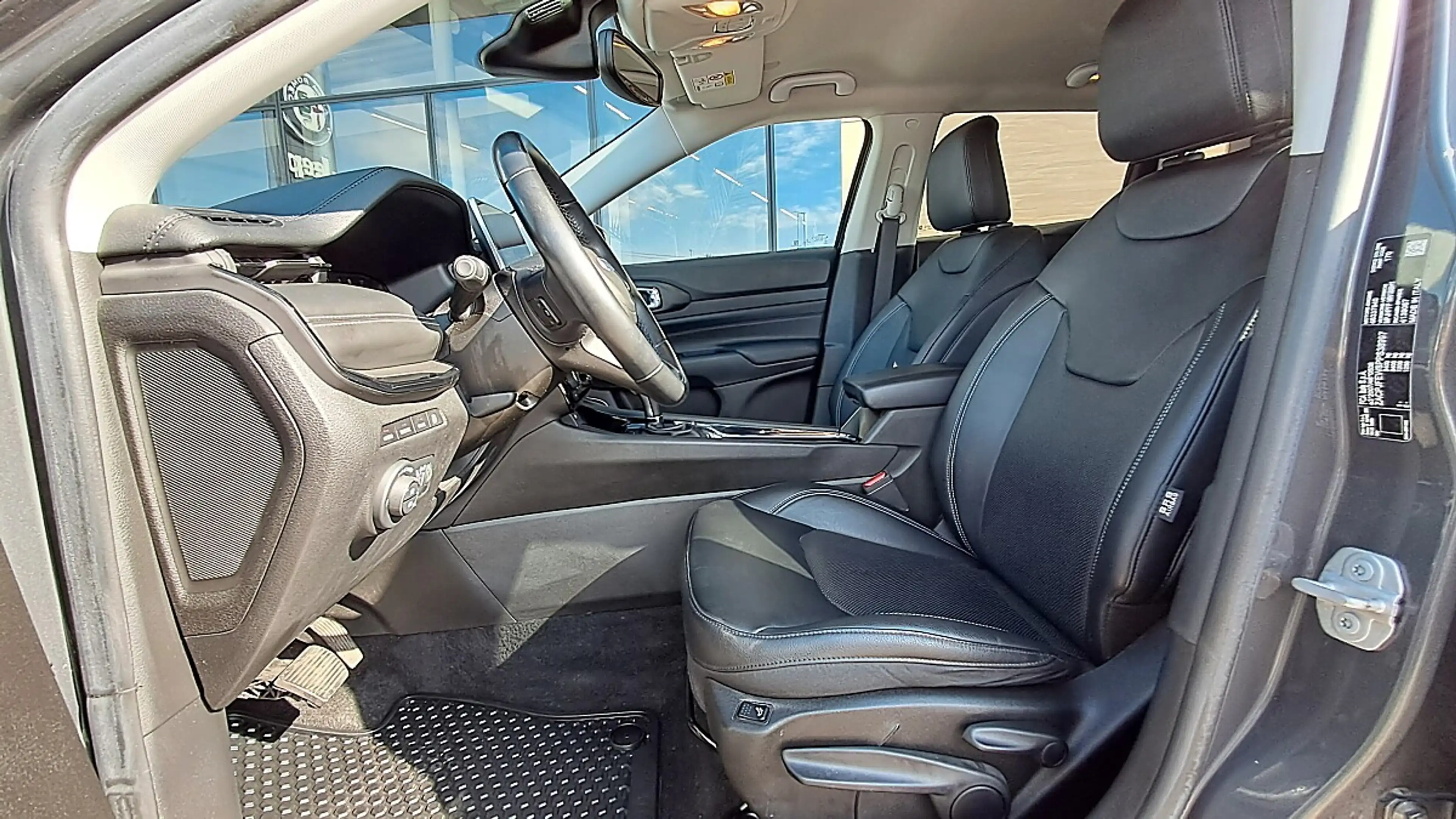 Jeep Compass 1.3 PHEV S 240 PS AT 4xe — photo 10