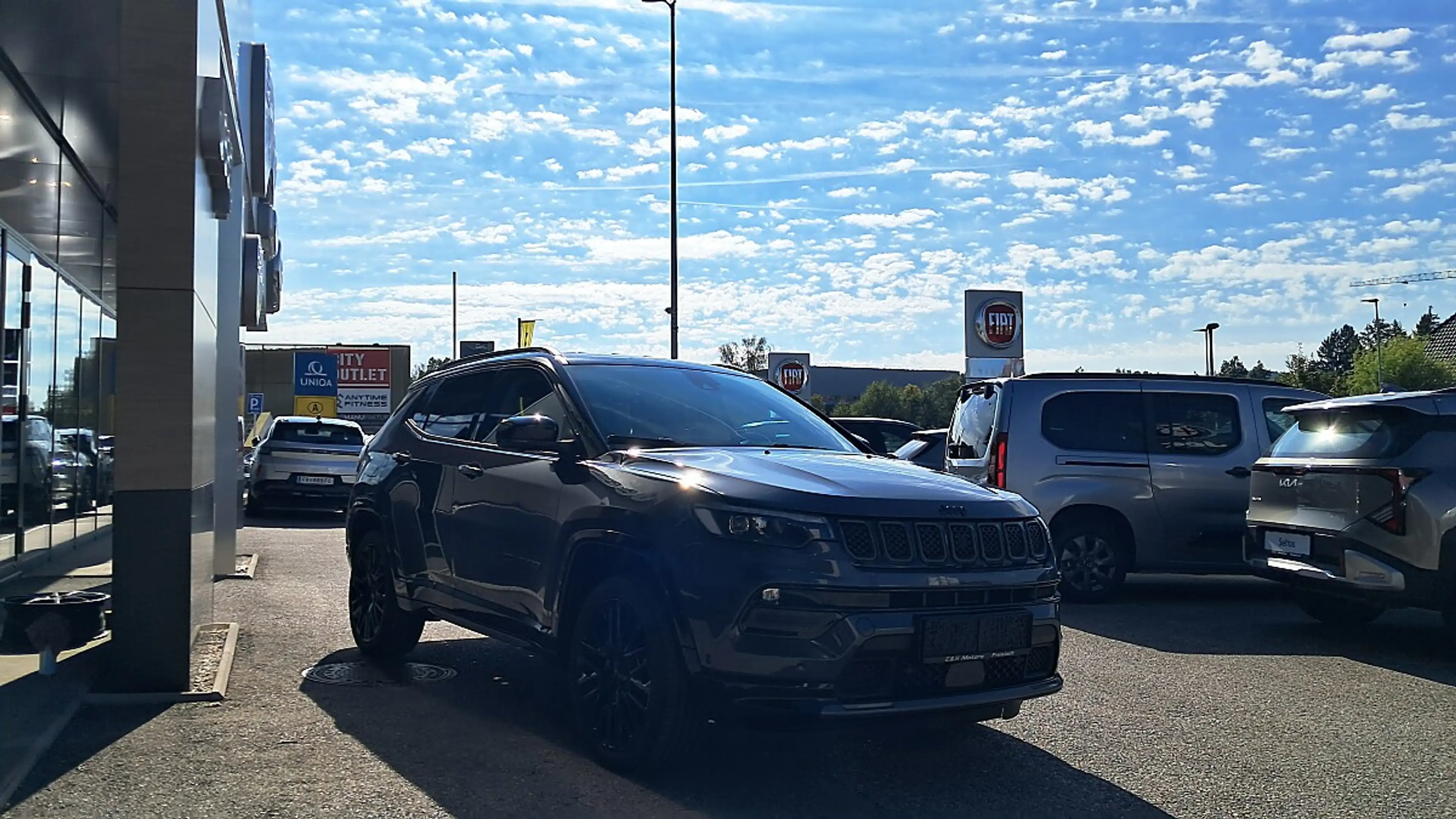 Jeep Compass 1.3 PHEV S 240 PS AT 4xe — photo 8