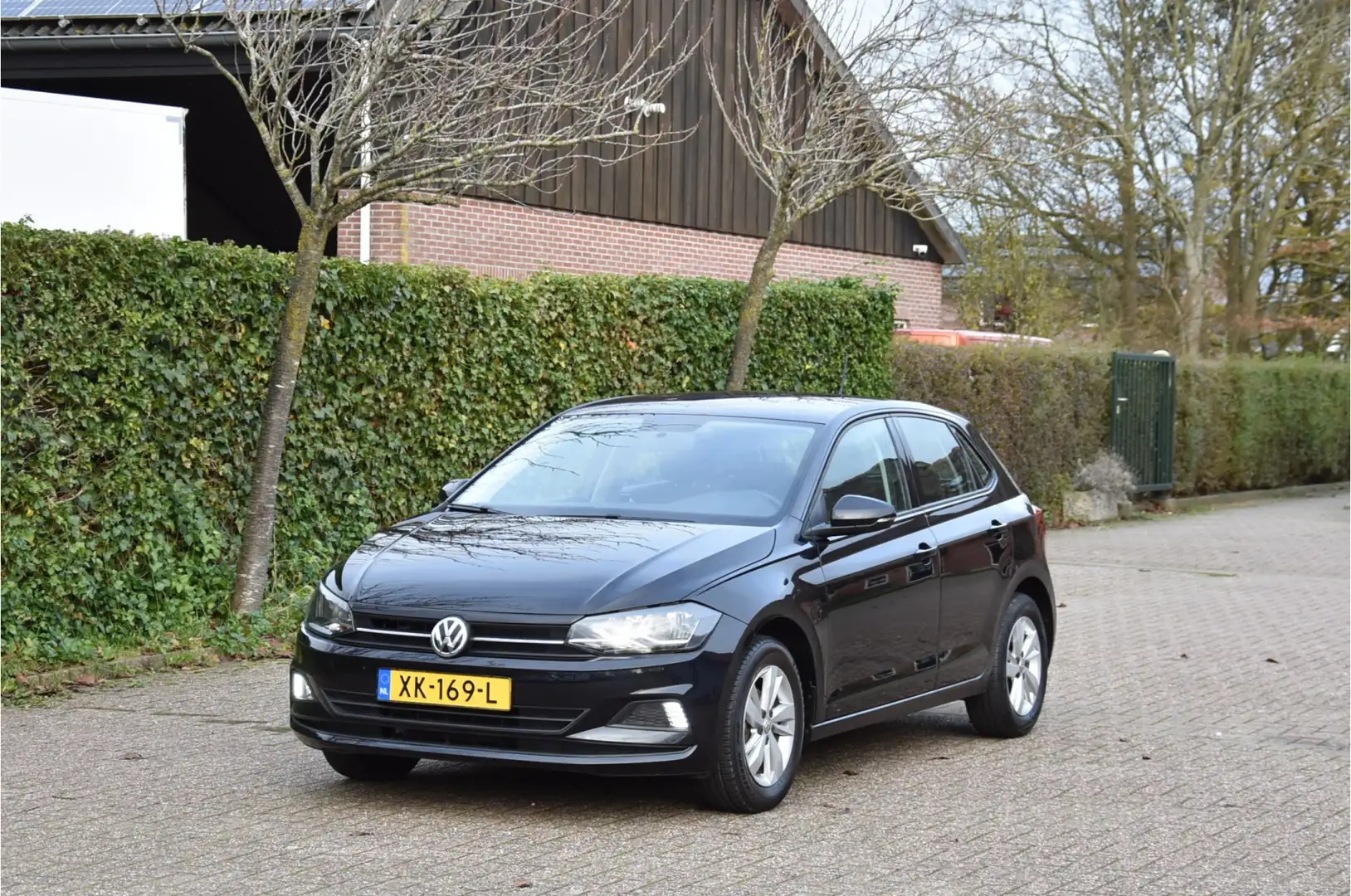 Volkswagen Polo 96 PK TSI Carplay ACC Comfortline bluemotion Noir - 1