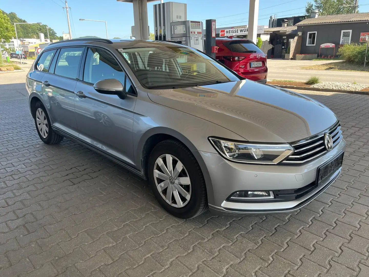 Volkswagen Passat Variant 2,0 TDI SCR Carplay-Tempomat-Sitzhzg. Grau - 2