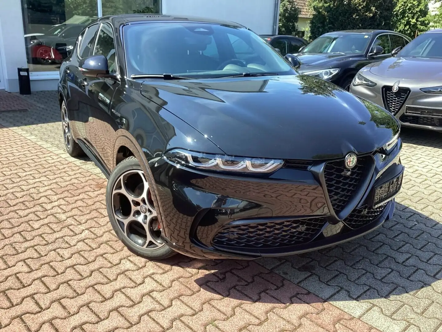 Alfa Romeo Tonale Veloce 1.5 VGT 160PS 48V-Hybrid 15kW Nero - 2