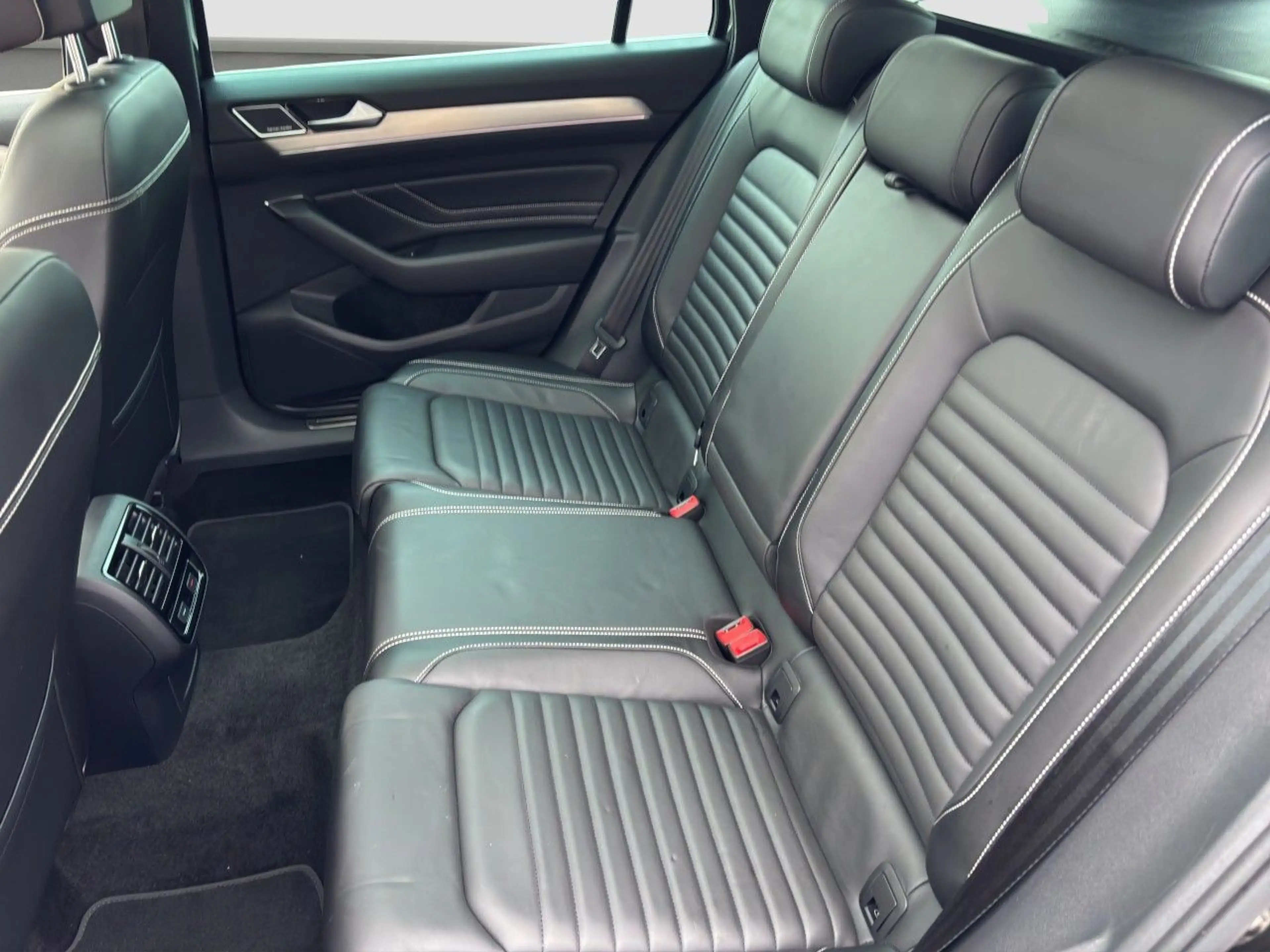 Volkswagen Passat Alltrack 4Motion 2.0 TDI Leistungssteigerung LEDER AHK NAVI — photo 11