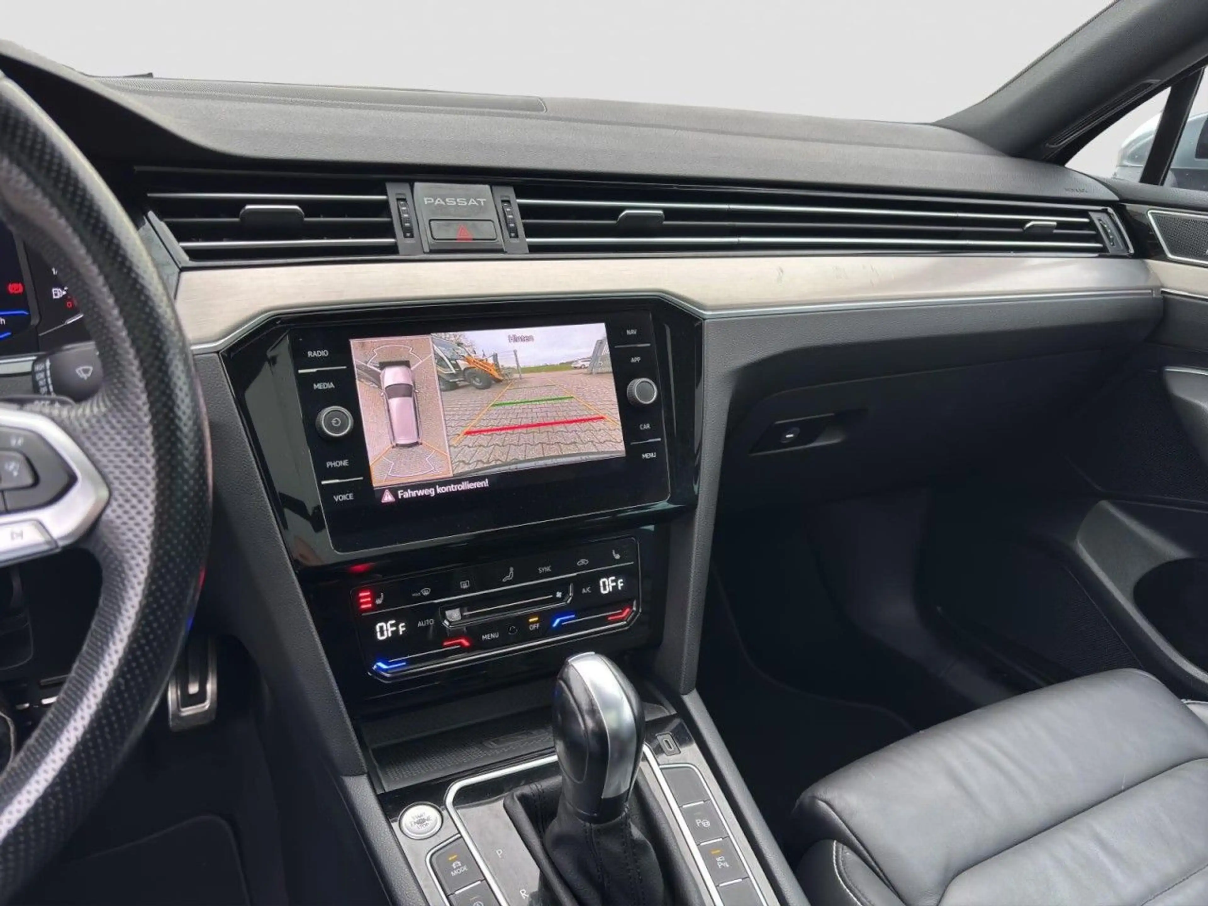 Volkswagen Passat Alltrack 4Motion 2.0 TDI Leistungssteigerung LEDER AHK NAVI — photo 14