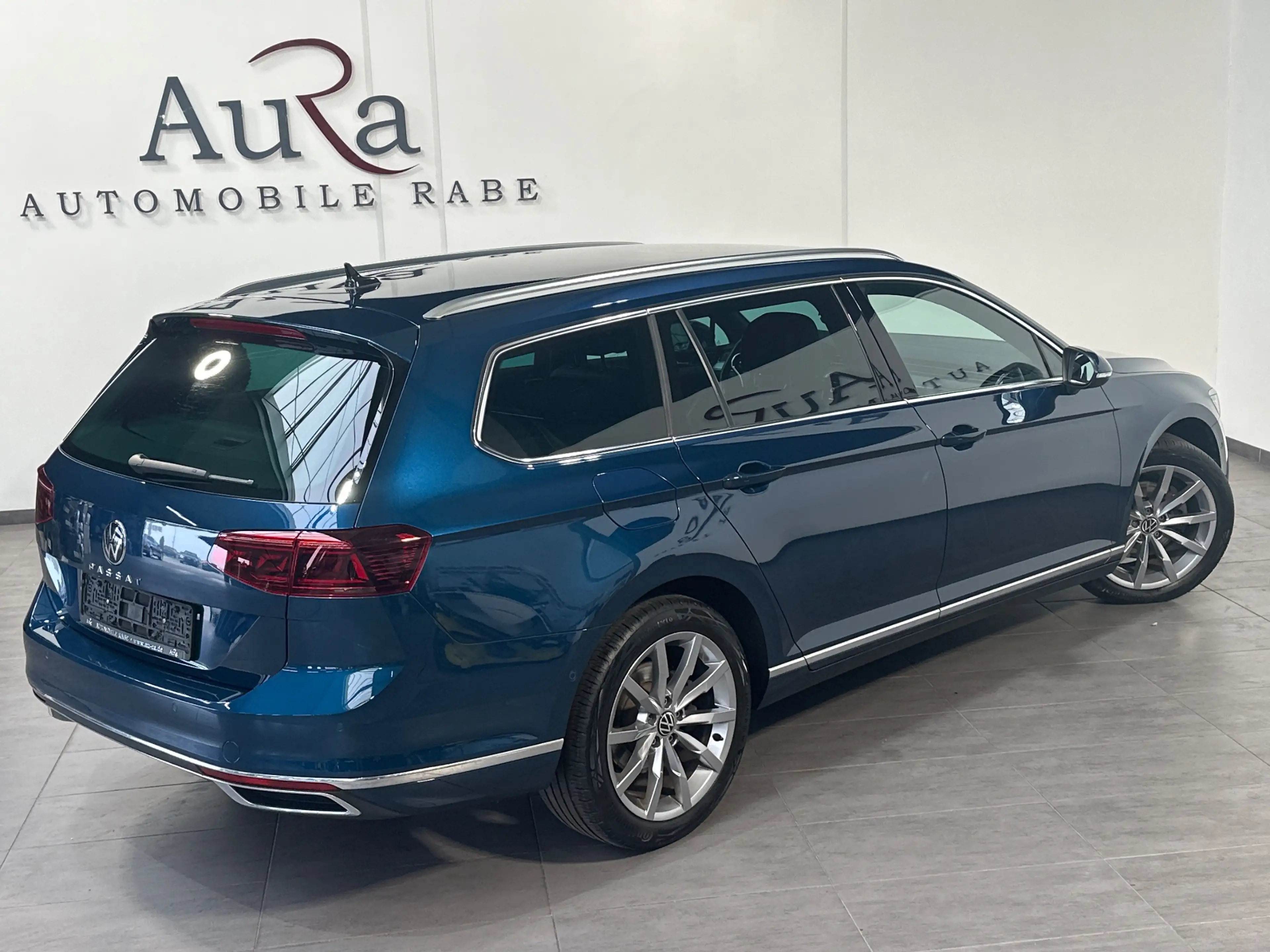 Volkswagen Passat Variant 2.0 TDI DSG Elegance NAV+LED+ACC+HUD+KAM+18ZOLL — photo 5