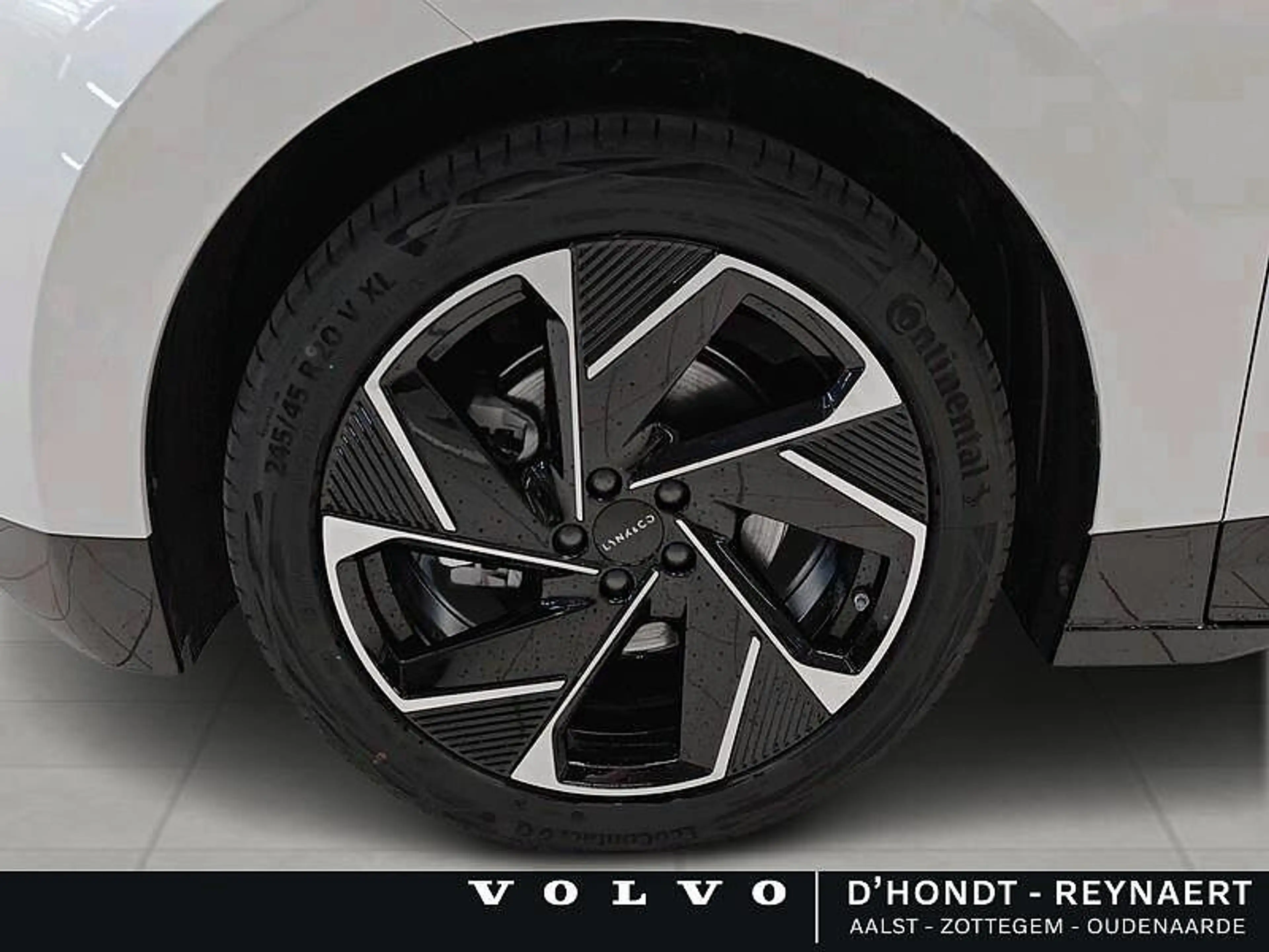 Lynk & Co 02 66 kWh More - DEMO — photo 4