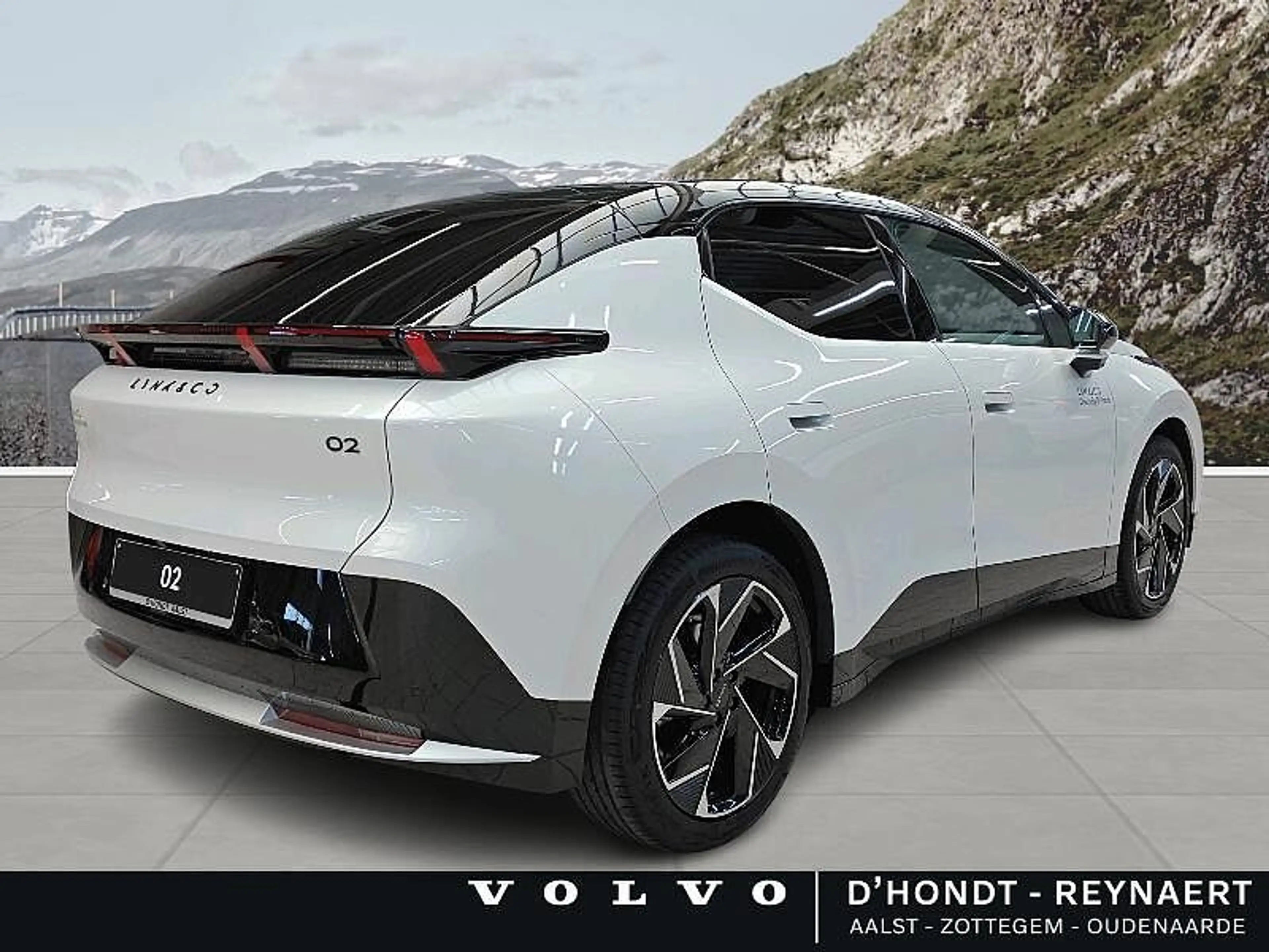 Lynk & Co 02 66 kWh More - DEMO — photo 3