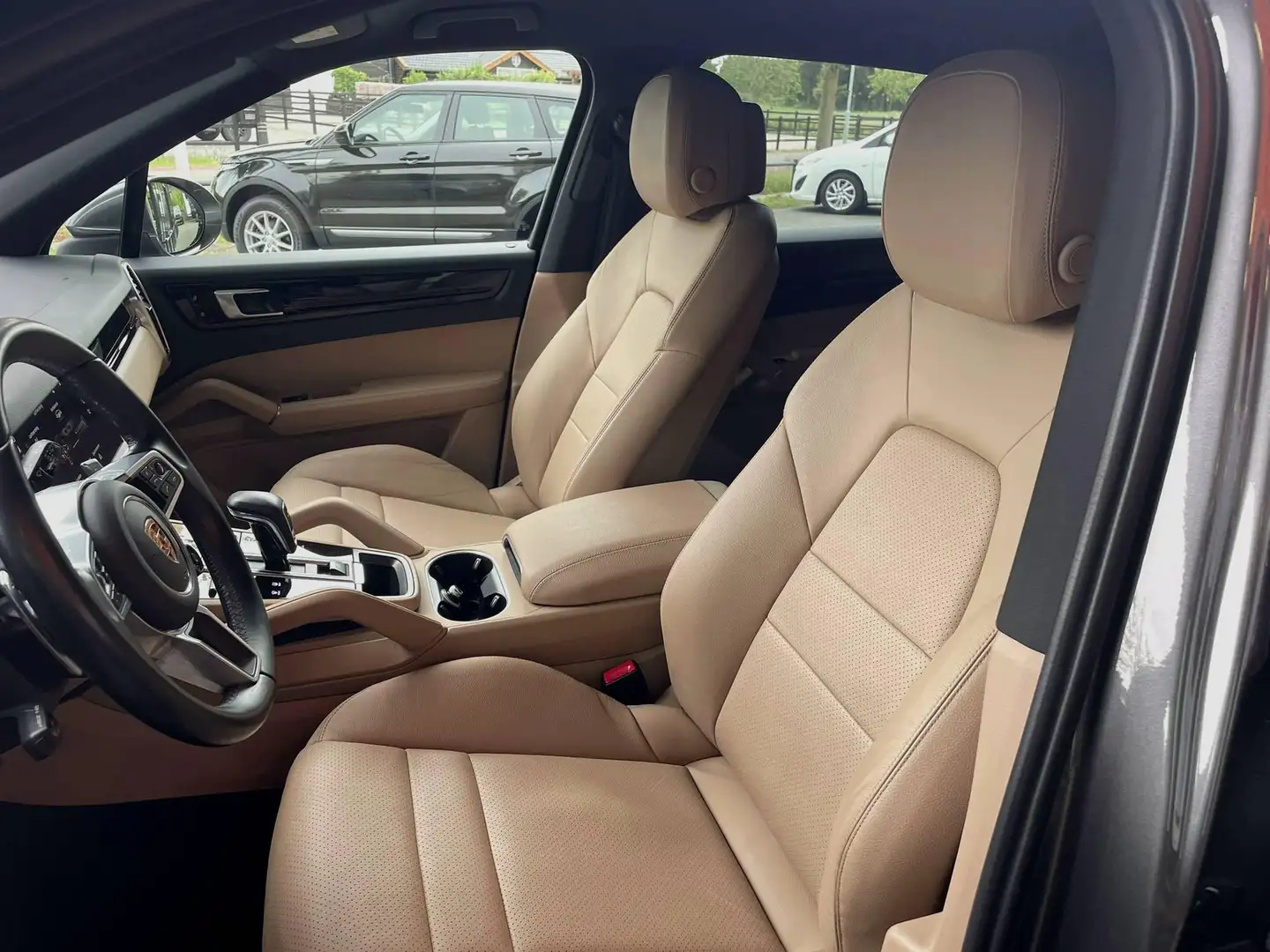Porsche Cayenne 3.0 E-Hybrid | Luchtvering | Volleder | Adap Sport Grau - 2