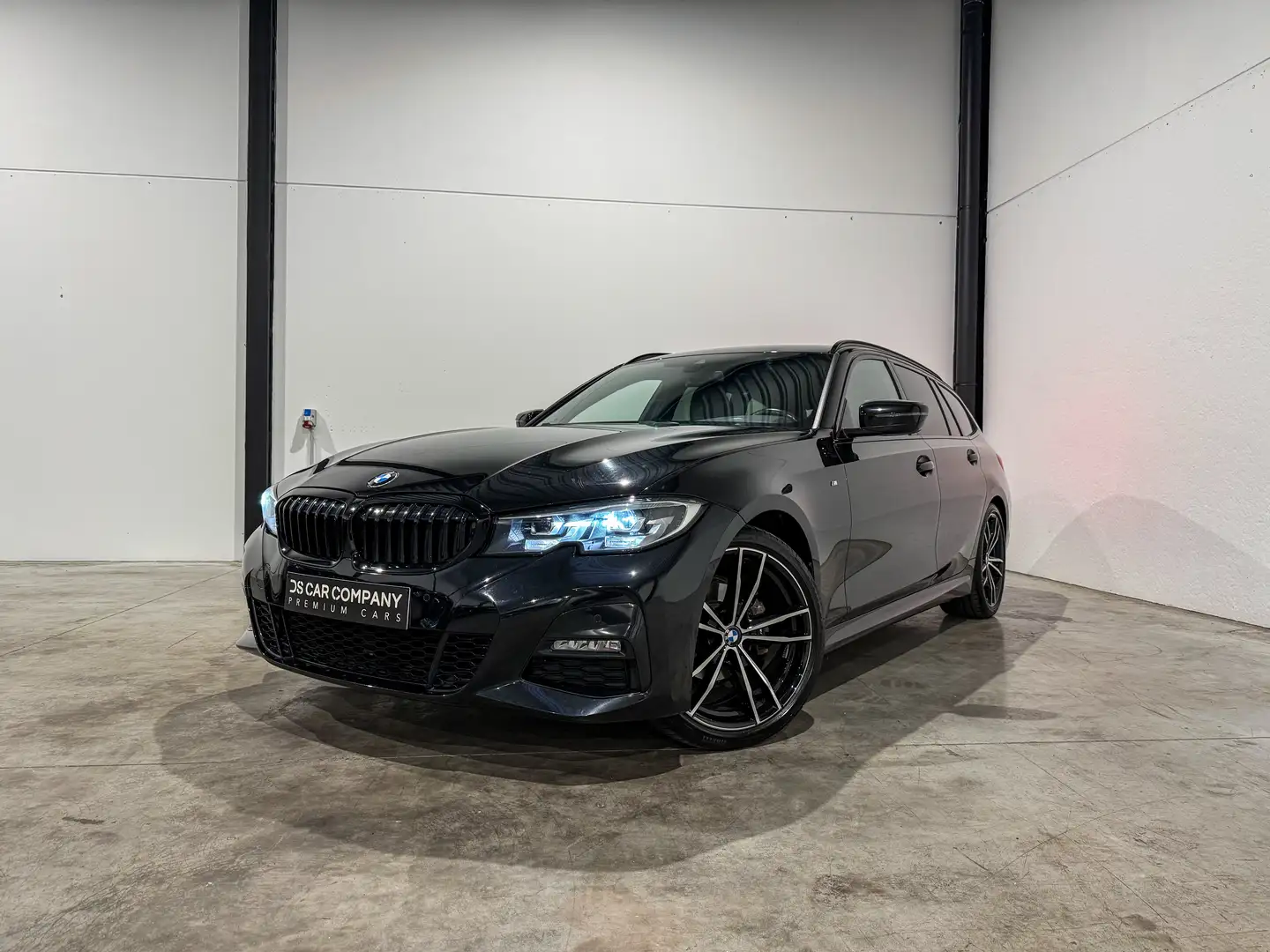 BMW 318 M Sport | Camera | Garantie Zwart - 1