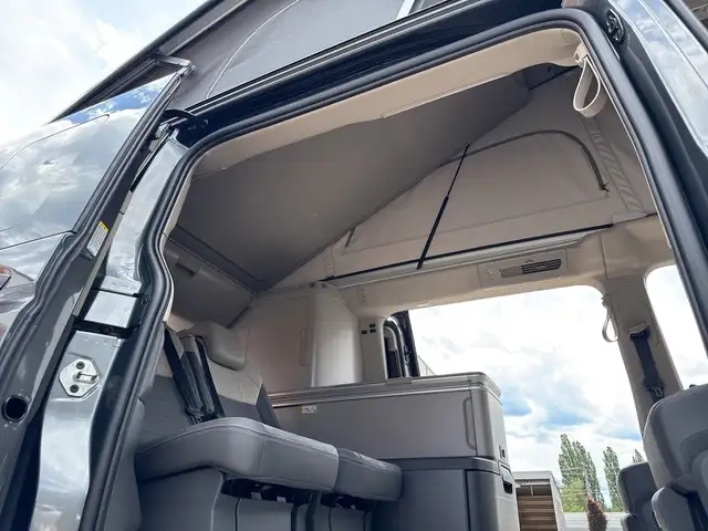 Volkswagen T7 California VW T7 California Ocean eHybrid 180 kW 4M Ansicht 30
