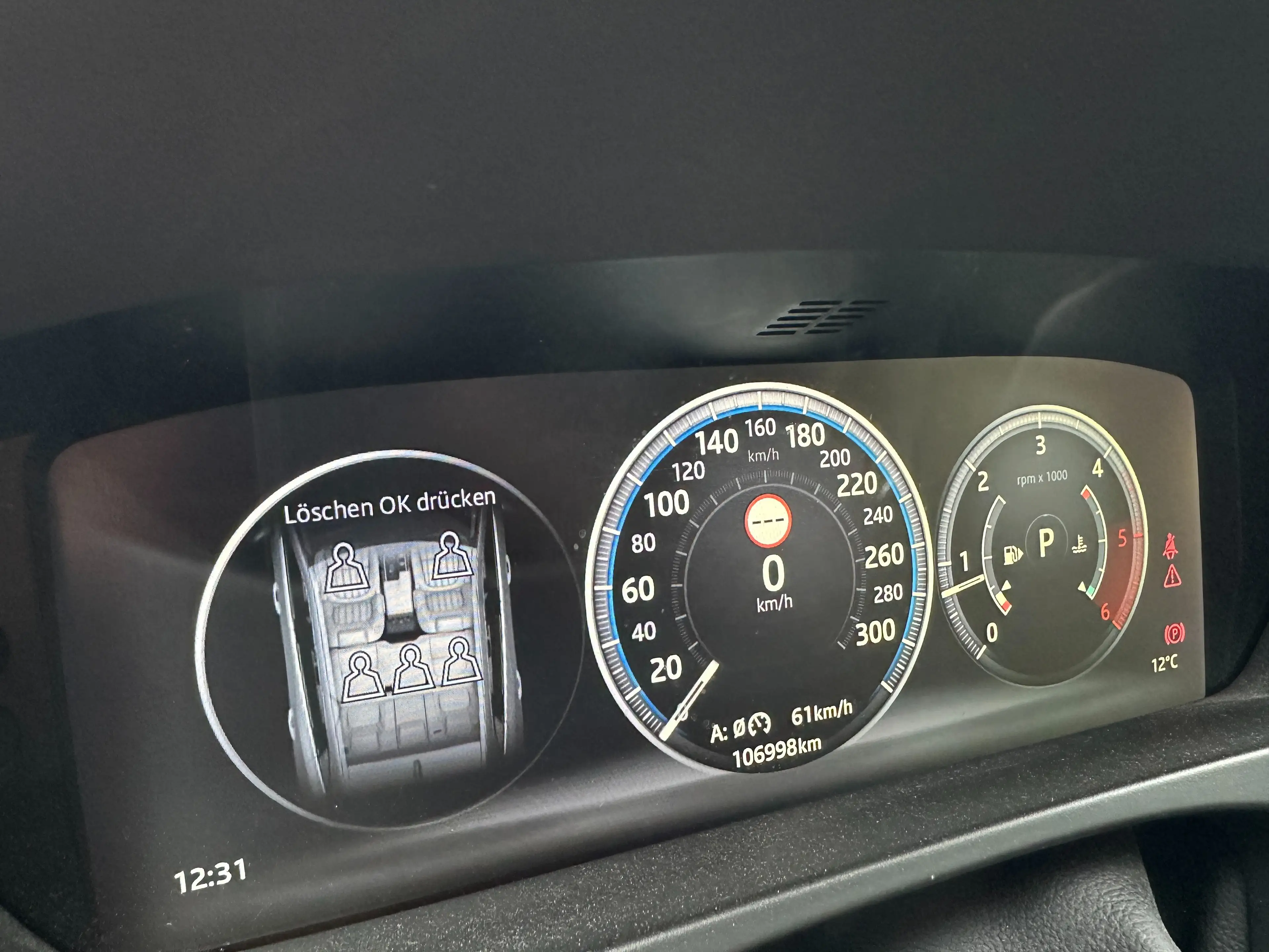 Jaguar F-Pace R-Sport AWD VOLL PANO MERIDIAN DIGITALTACHO KEYLES — photo 14