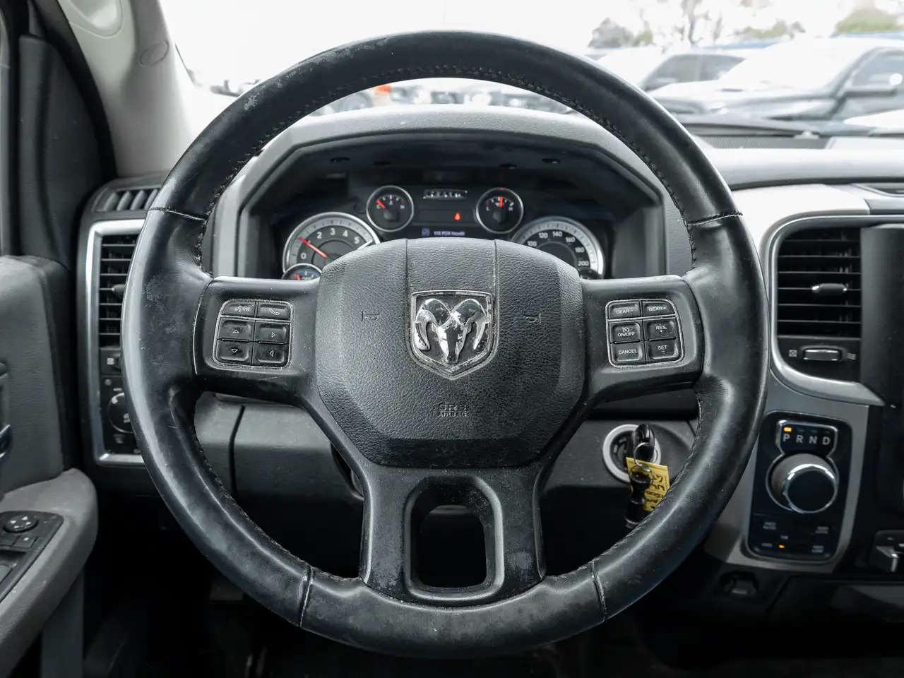 RAM 1500 снимка RAM 1500