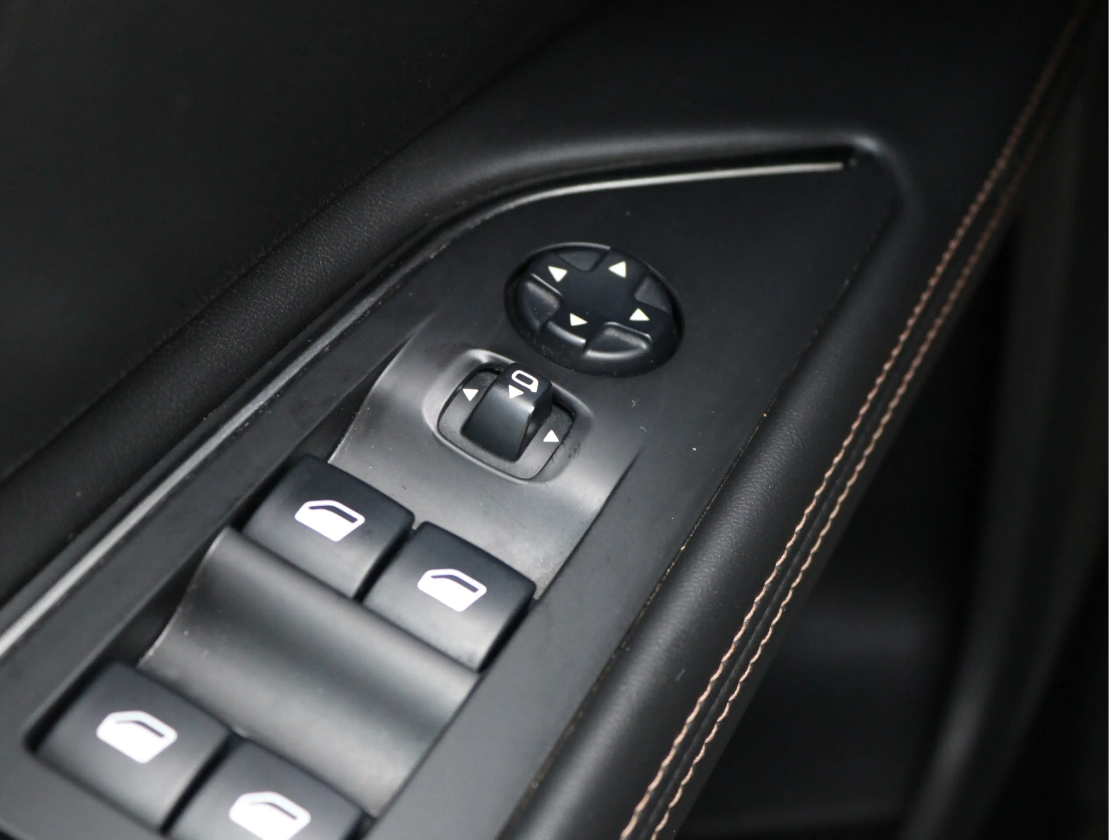 Peugeot 5008 1.6 e-THP GT-Line | 7-zits | Trekhaak | Leder | Pa — photo 43
