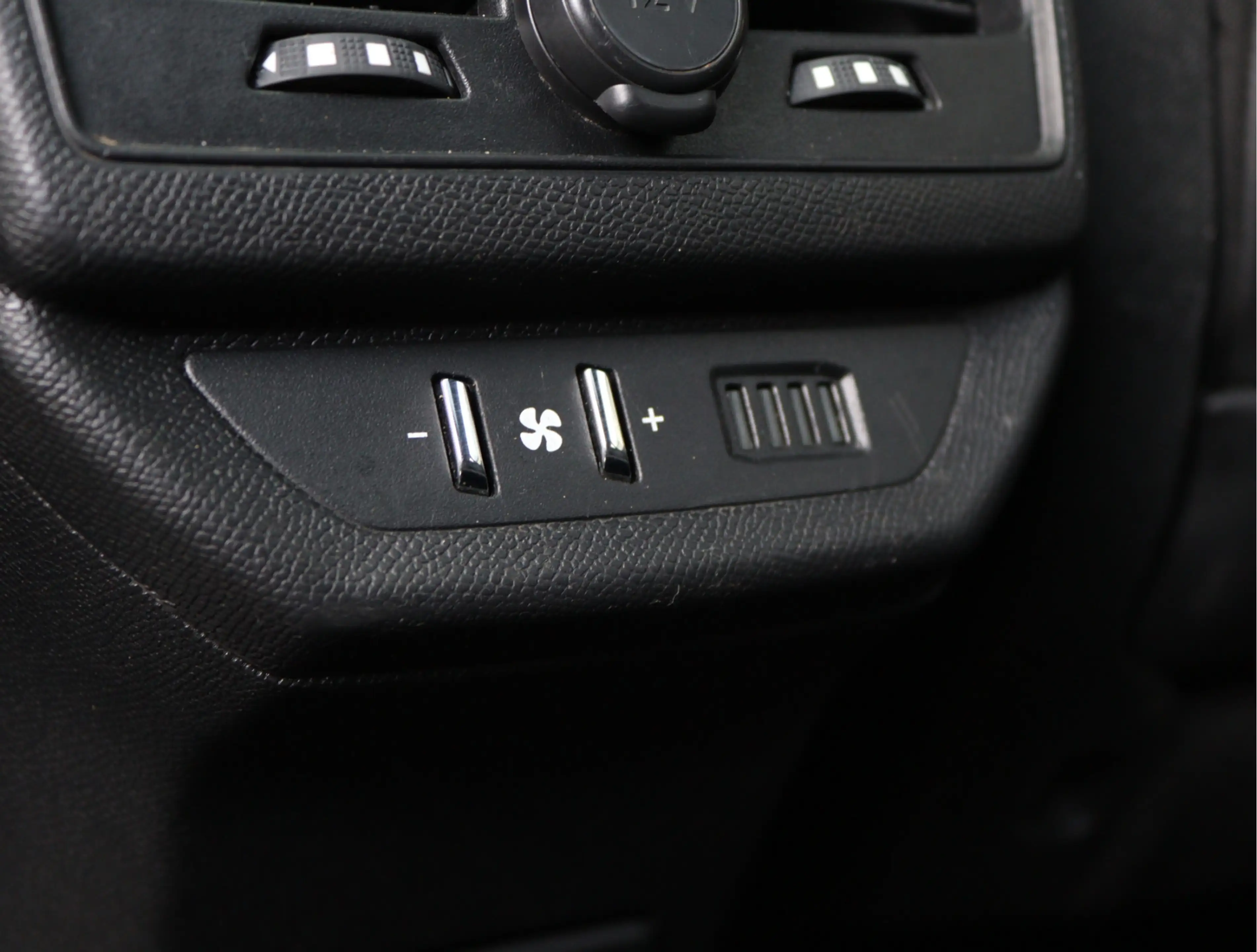 Peugeot 5008 1.6 e-THP GT-Line | 7-zits | Trekhaak | Leder | Pa — photo 36