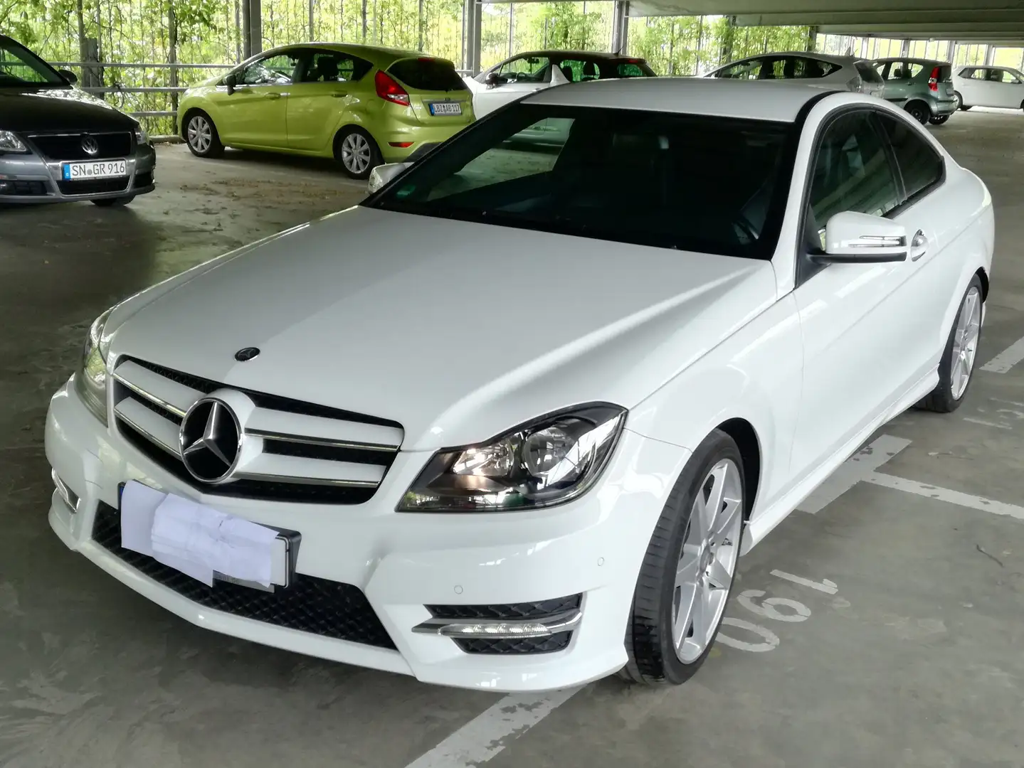 Mercedes-Benz C 180 C-Klasse Coupe Coupe 7G-TRONIC Edition Weiß - 1