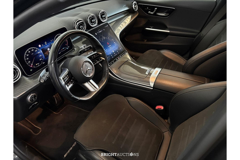 Mercedes-Benz C 200 Launch Edition AMG Line — photo 10