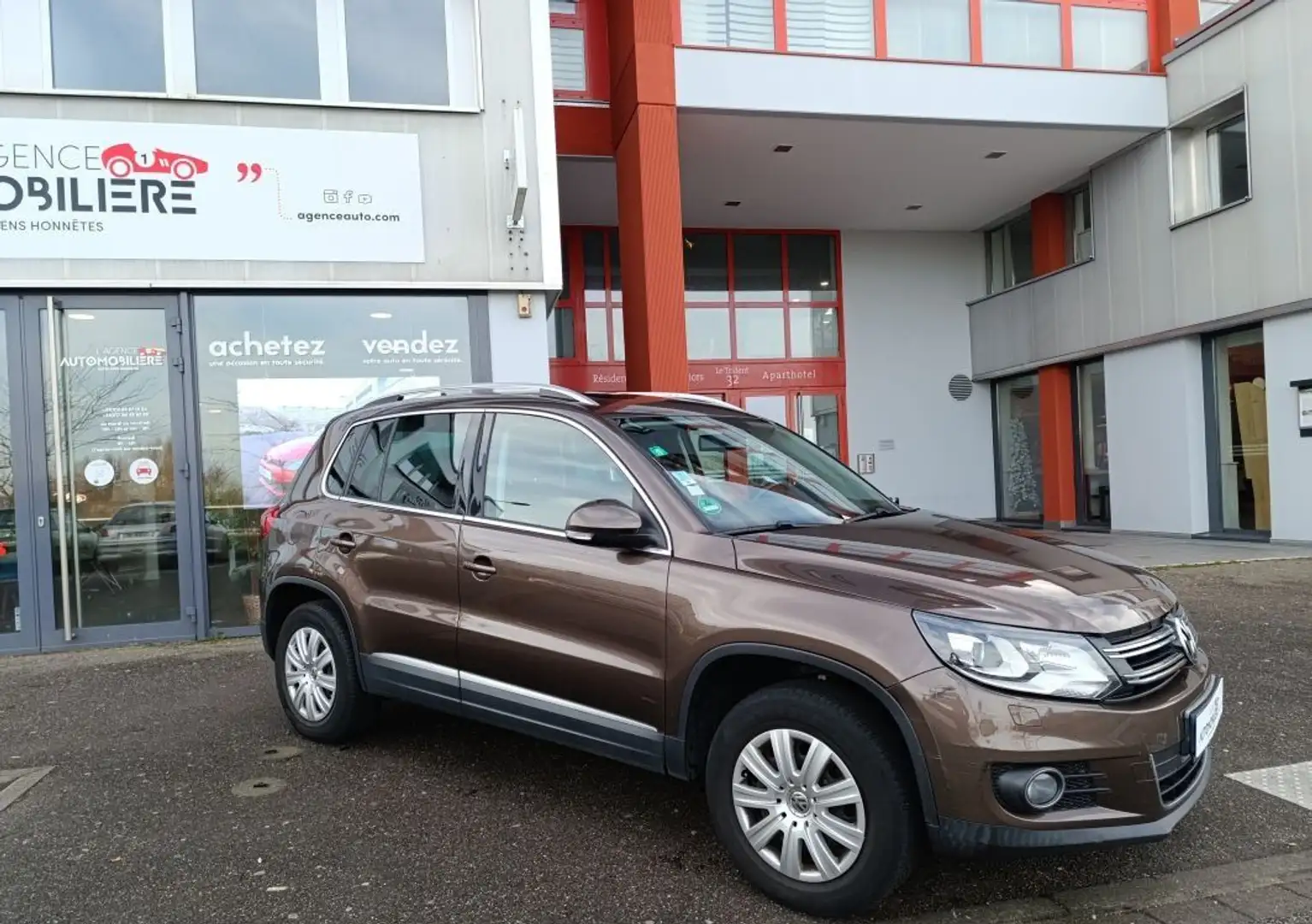 Volkswagen Tiguan II 2.0 TDi 16V 4Motion 170 cv Sport Line Toit ouvant Pano - 1