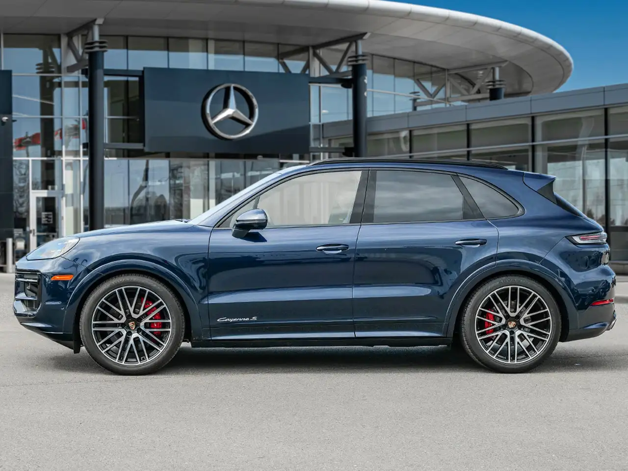 Porsche Cayenne снимка Porsche Cayenne