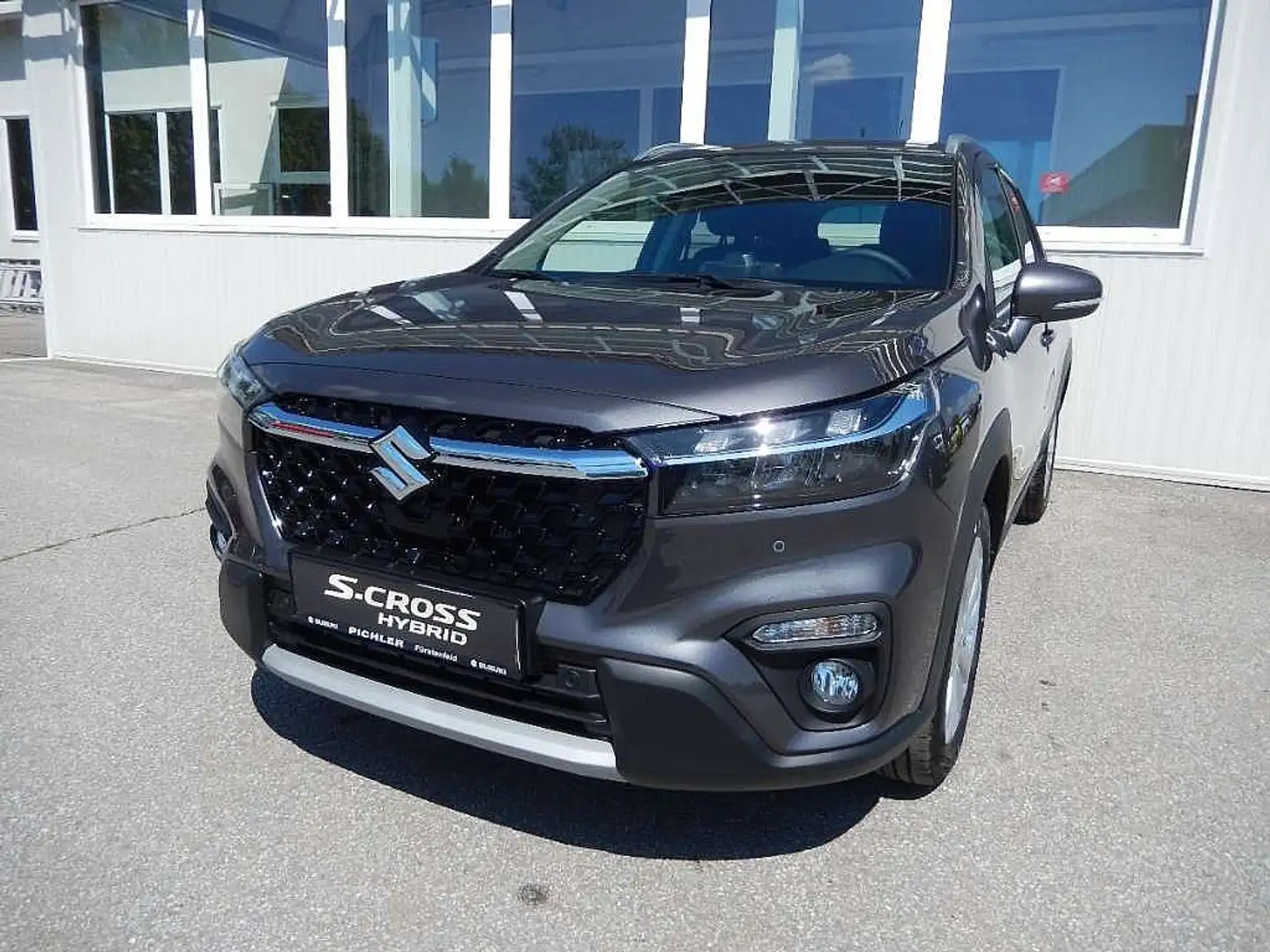 Suzuki S-Cross 1,4 DITC Hybrid shine Grau - 1