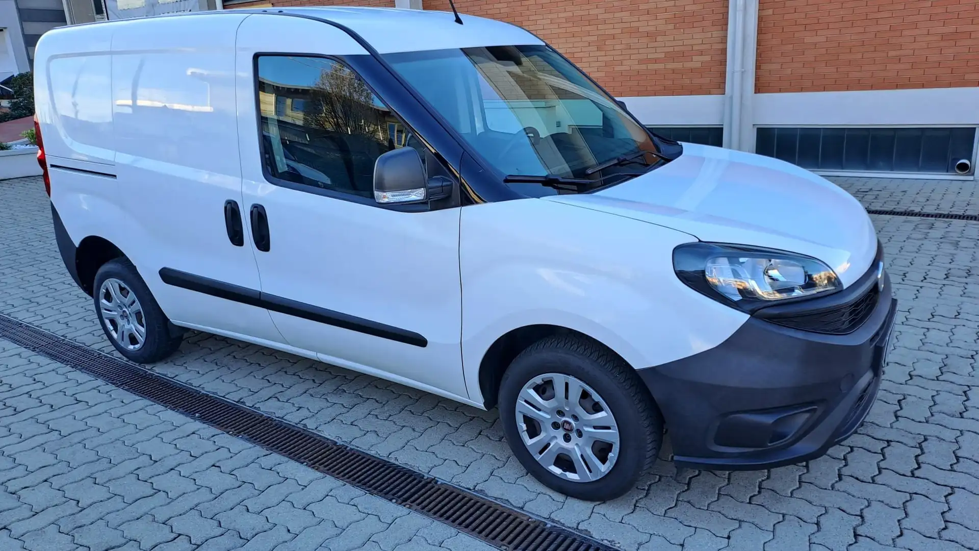 Fiat Doblo CARGO 1.3 MTJ S&S 95cv Bianco - 2