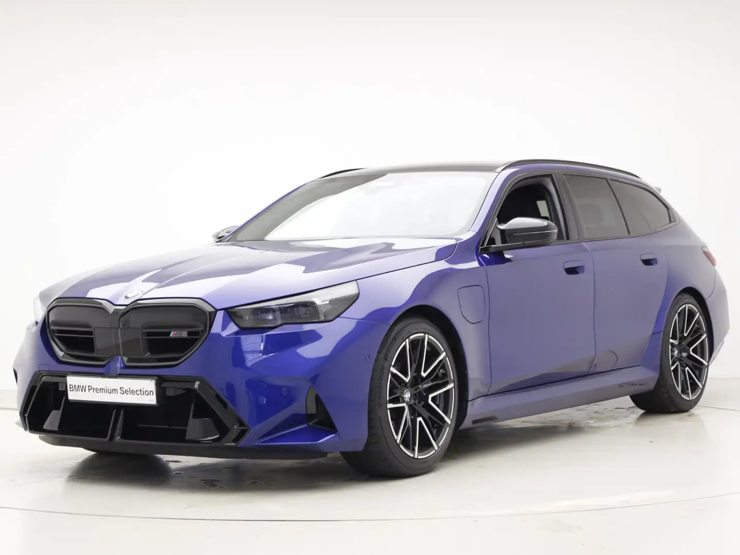 BMW M5 Touring | Personal CoPilot | Bowers & Wilkins Surr Bleu - 2