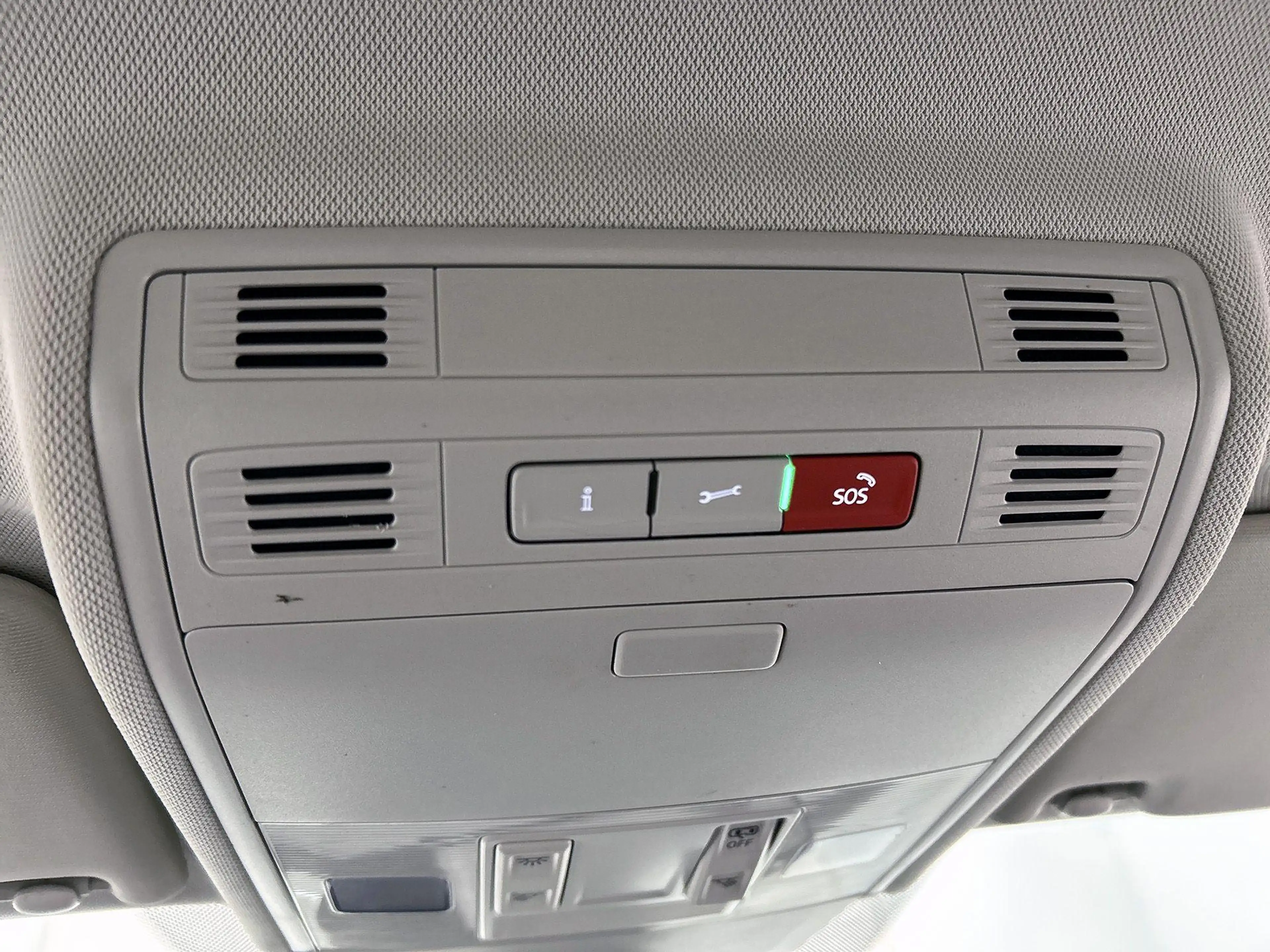 Volkswagen Polo 1.0 TSI Life Business — photo 9