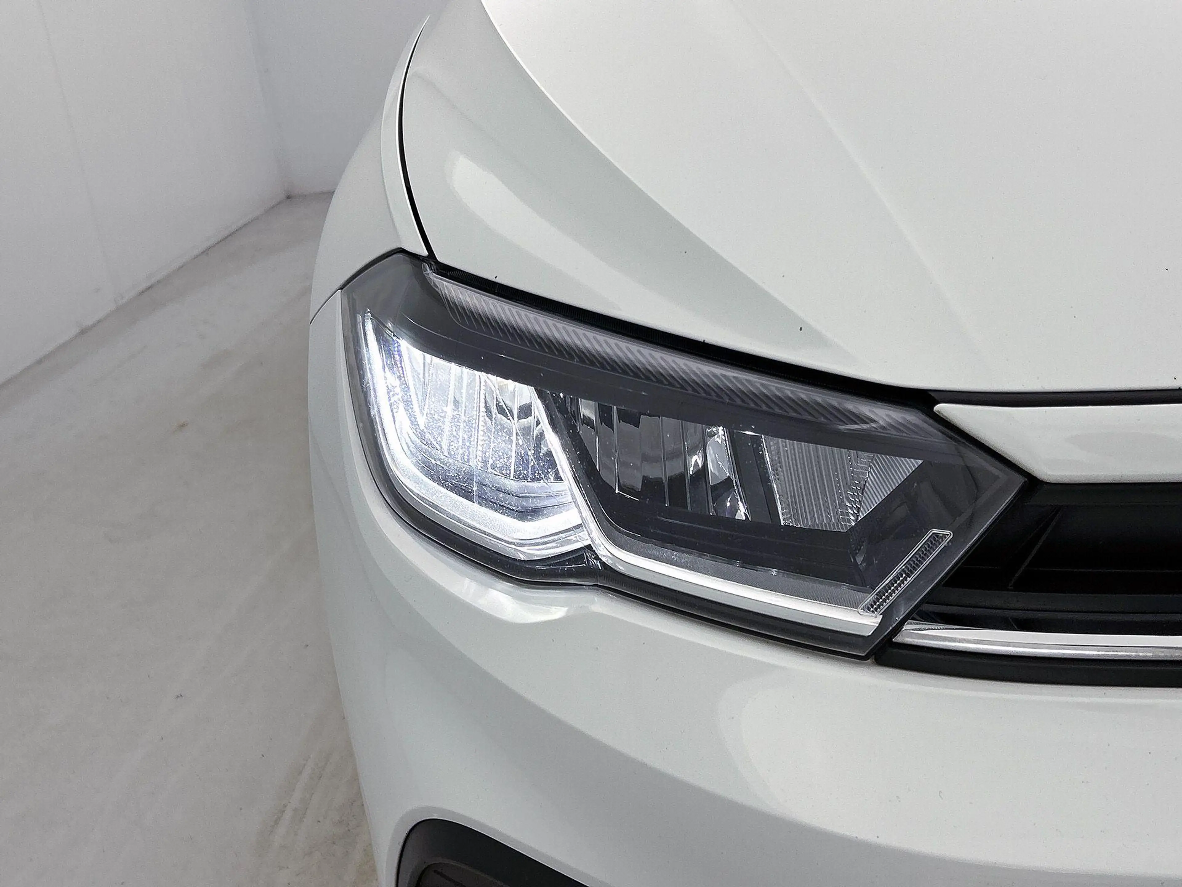 Volkswagen Polo 1.0 TSI Life Business — photo 15
