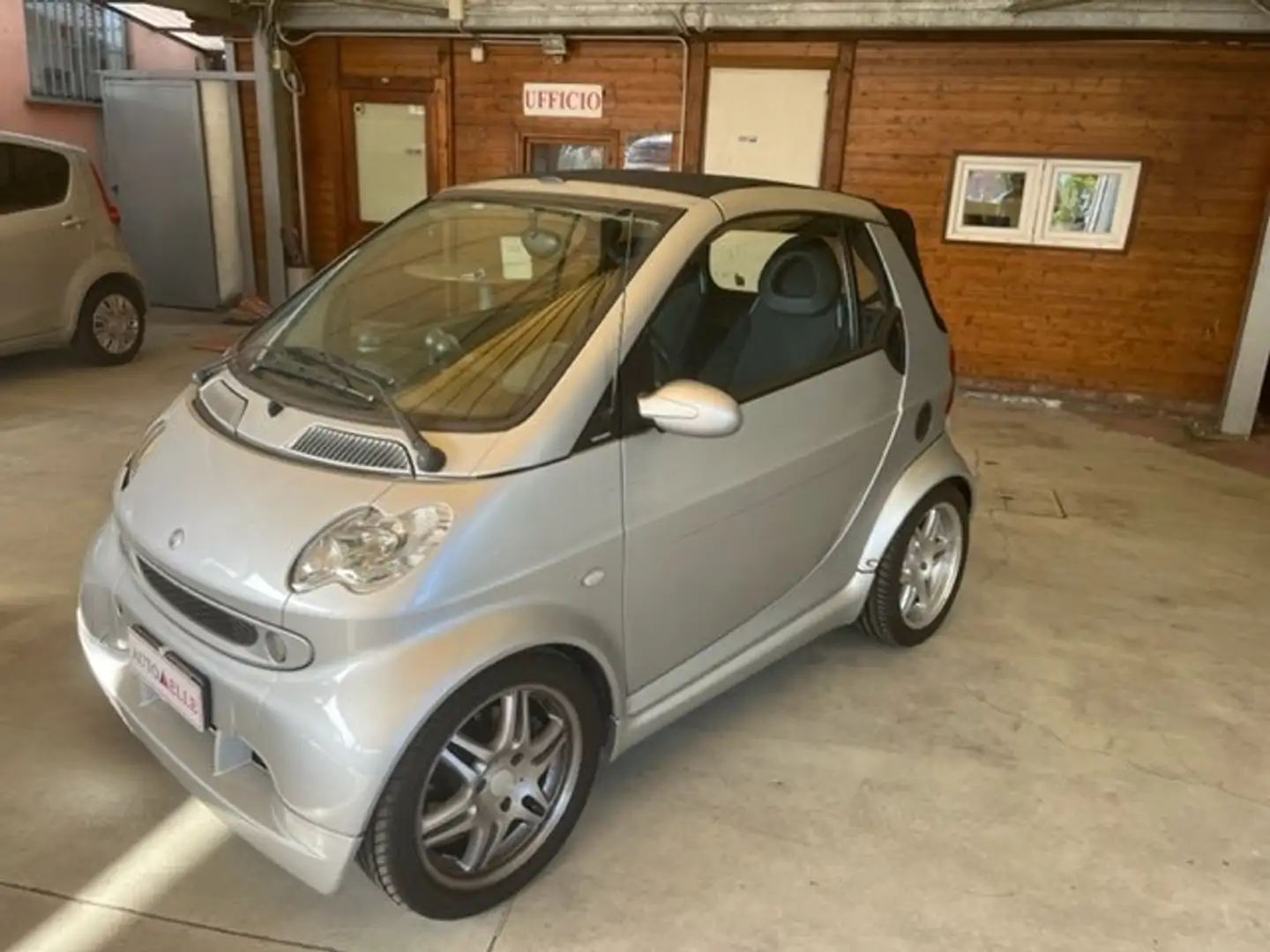 smart forTwo Fortwo Cabrio 0.7 Smart  Brabus 75cv Grijs - 1