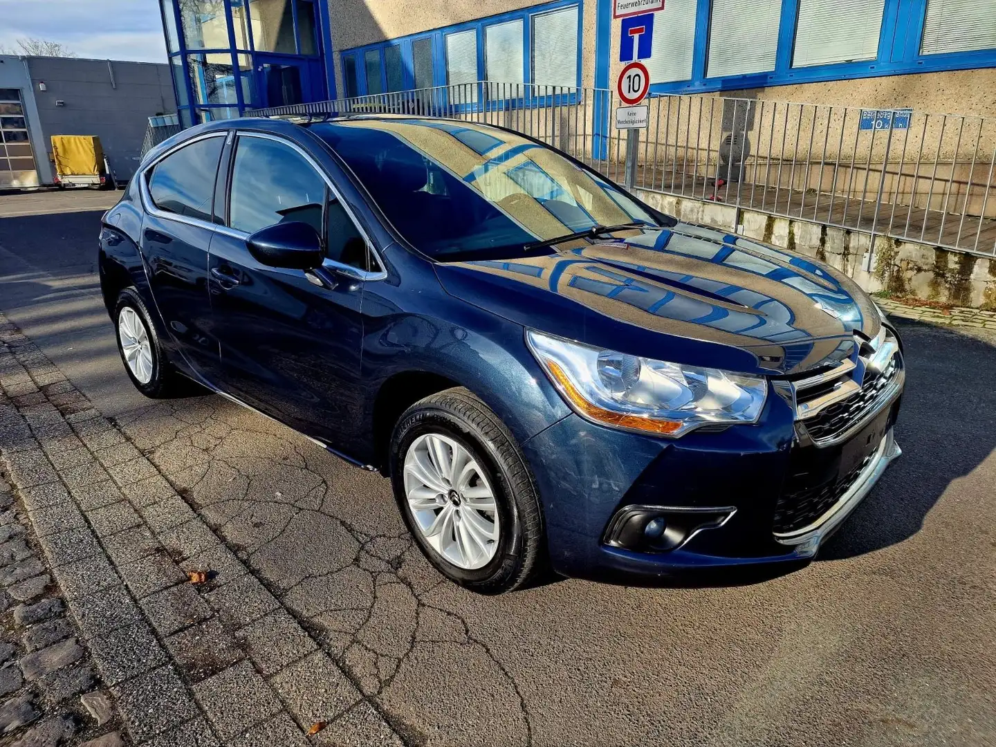 Citroen DS4 Chic Diesel / Na i / Klimaautomatik Azul - 1