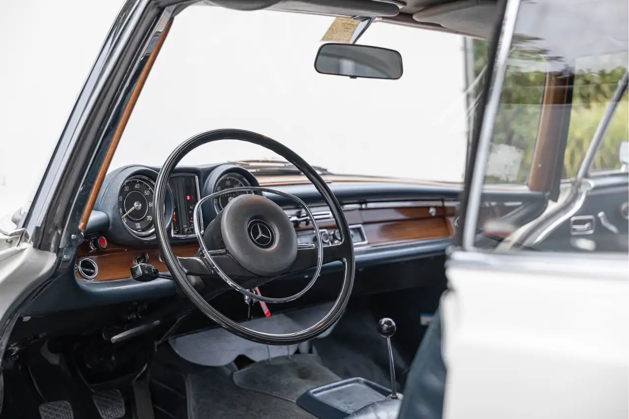 Mercedes-Benz 280 SE Coupe, foto 5
