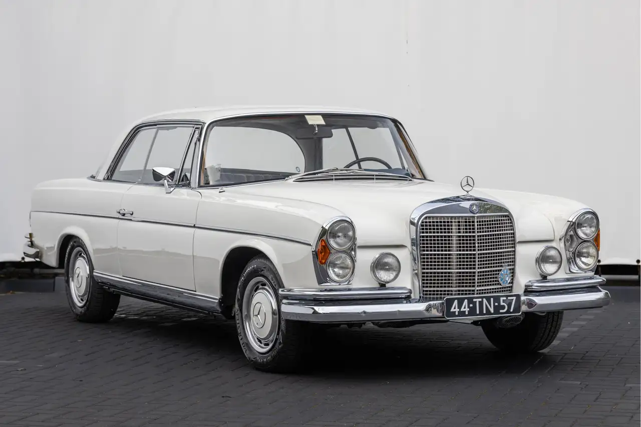 Mercedes-Benz 280 SE Coupe, foto 9