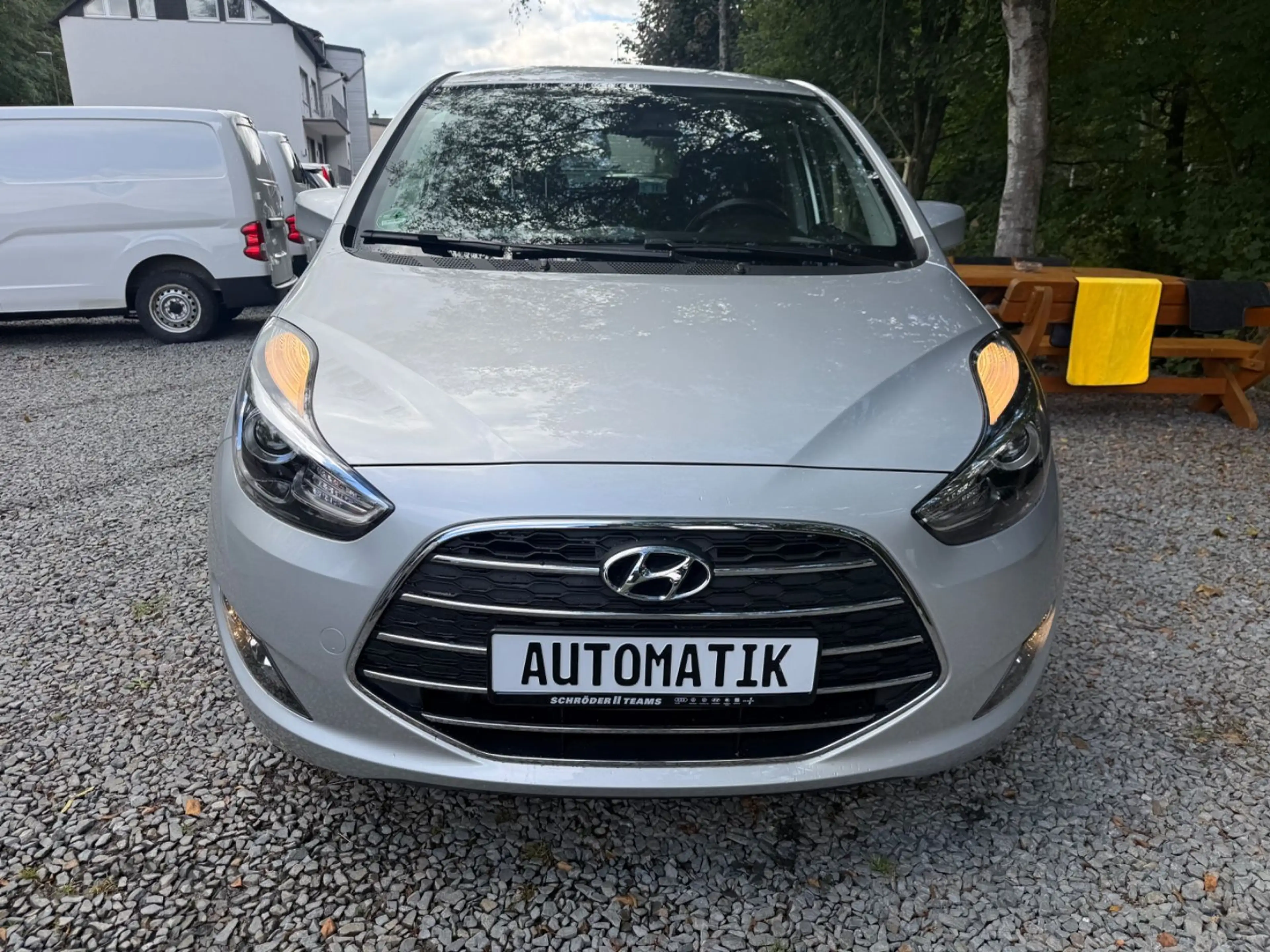 Hyundai iX20 Trend  LPG Gas Automatik Navi Kamera — photo 8