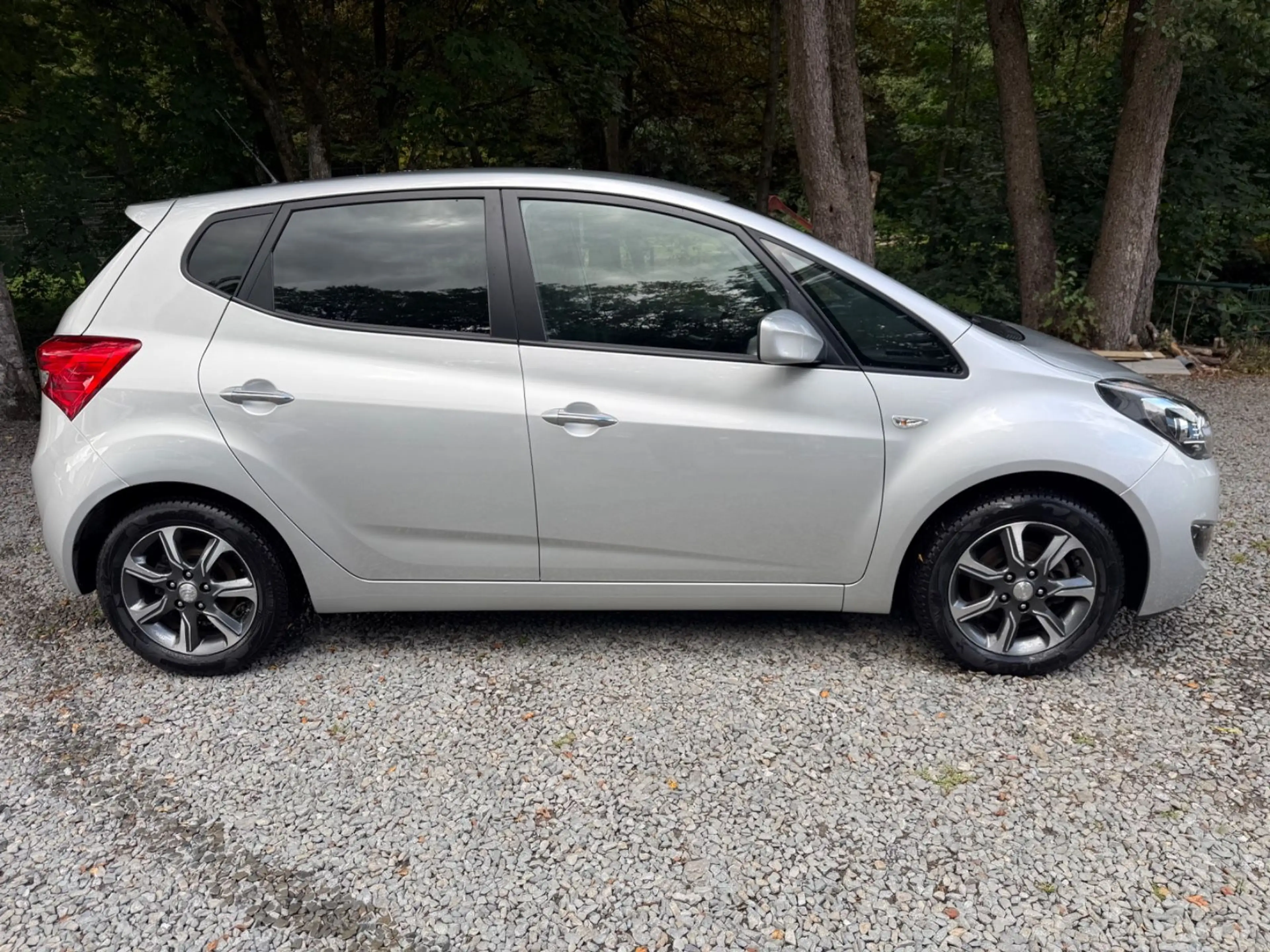 Hyundai iX20 Trend  LPG Gas Automatik Navi Kamera — photo 2
