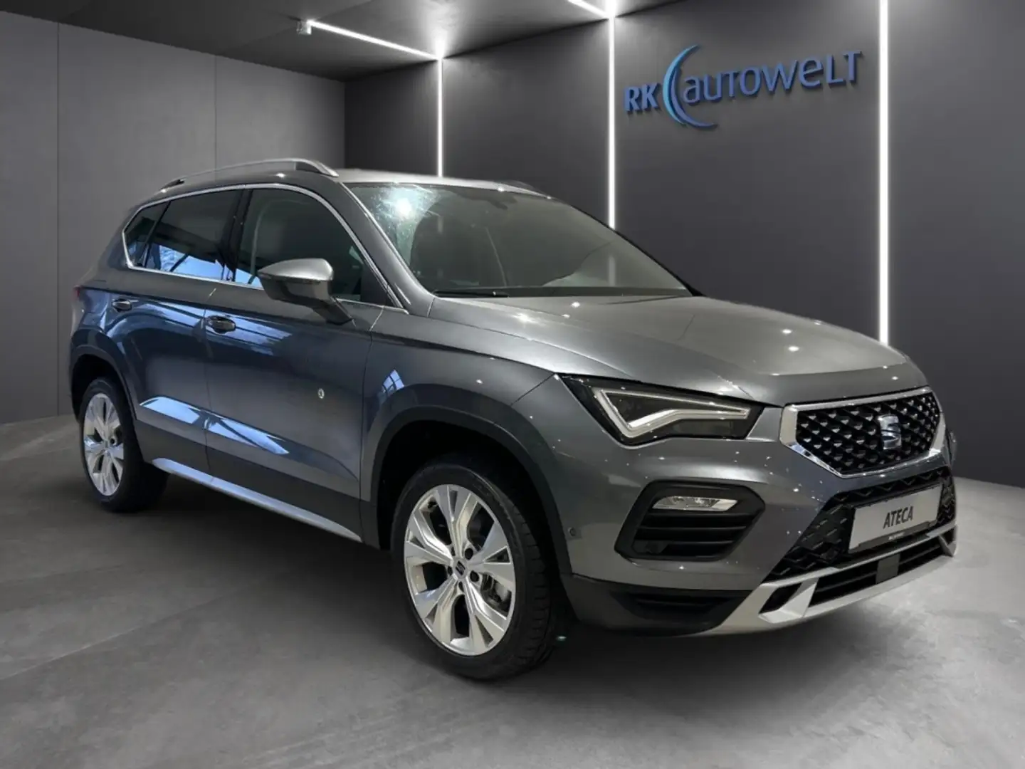 SEAT Ateca Xperience 2.0 TDI LED Navi Beats PDC Gris - 2