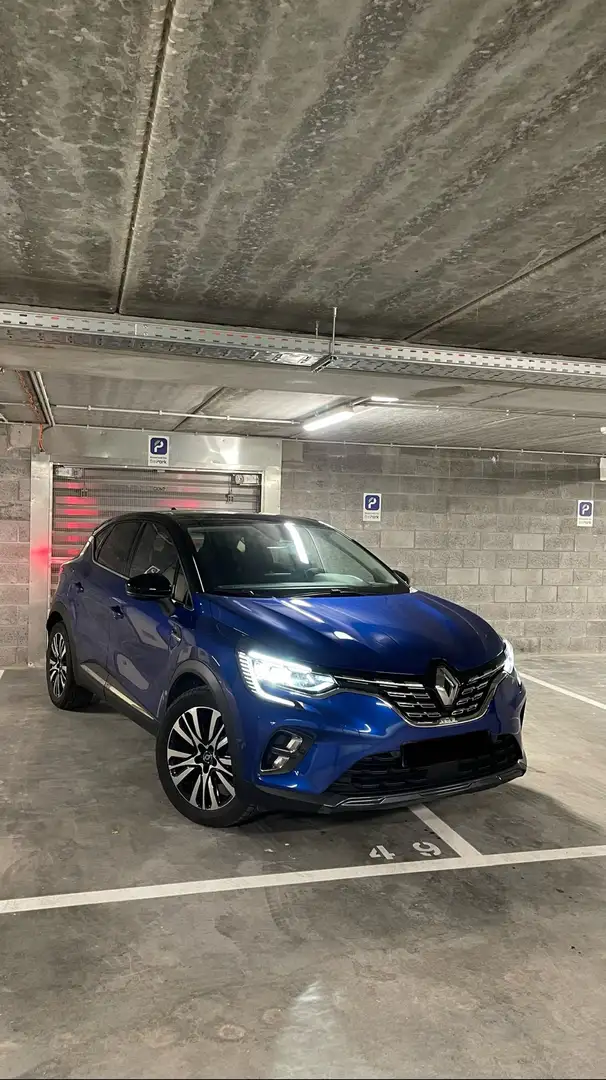 Renault Captur 1.5 Blue dCi Initiale Paris EDC Blauw - 1