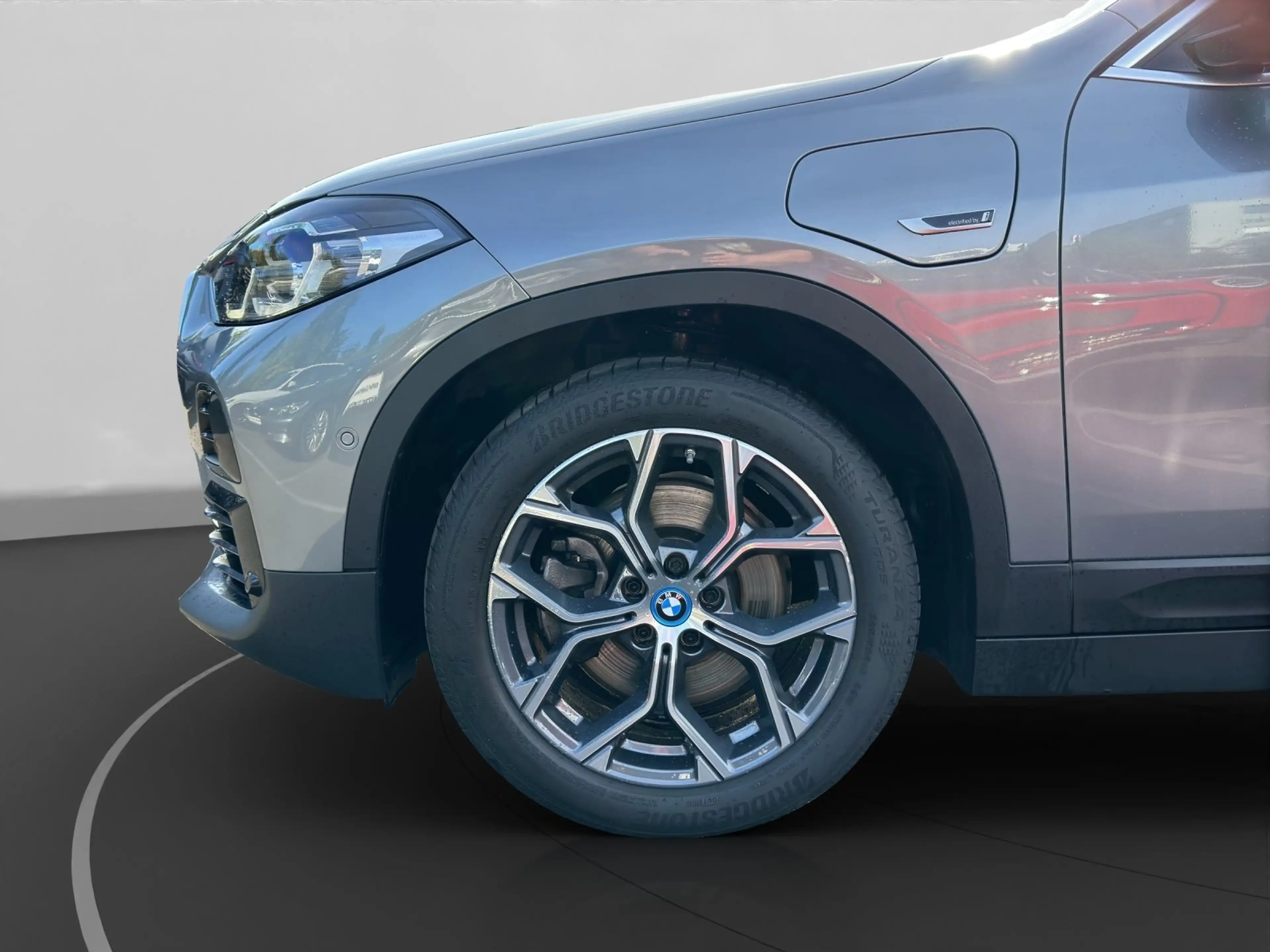 BMW X2 xDrive25e Head-Up HiFi DAB LED RFK Tempomat — photo 14