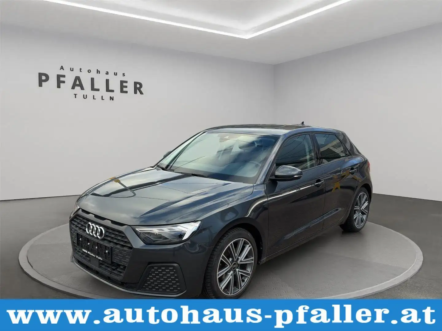 Audi A1 SB 30 TFSI Intense Grau - 1