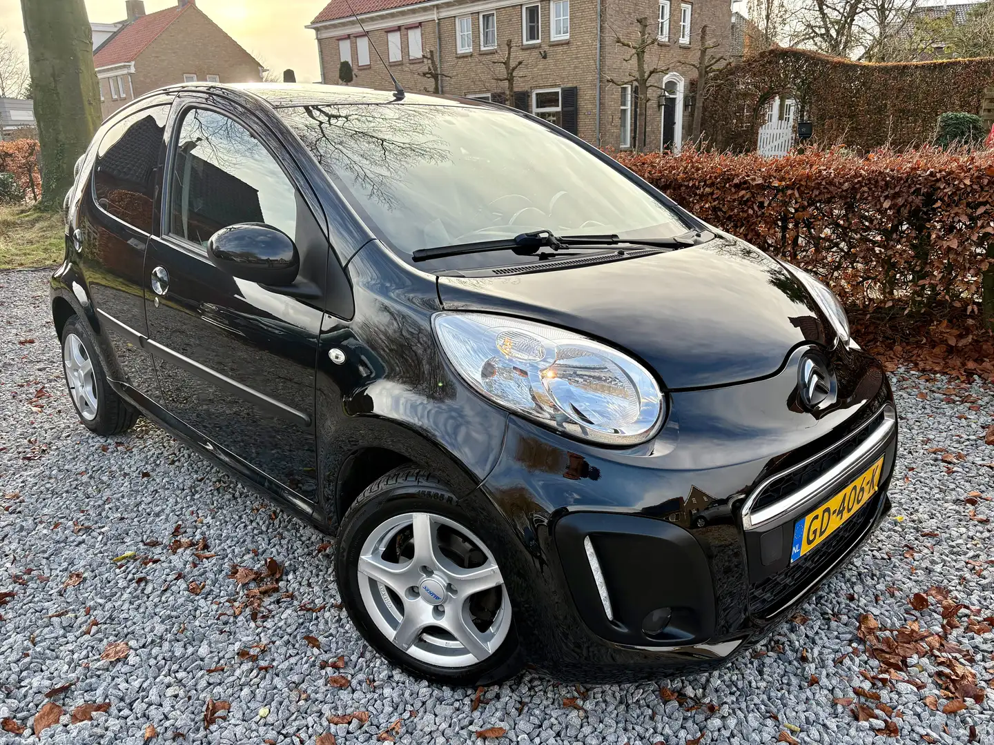 Citroen C1 1.0 Attraction-LED-slechts 119dkm-LMV-mooie staat Zwart - 2
