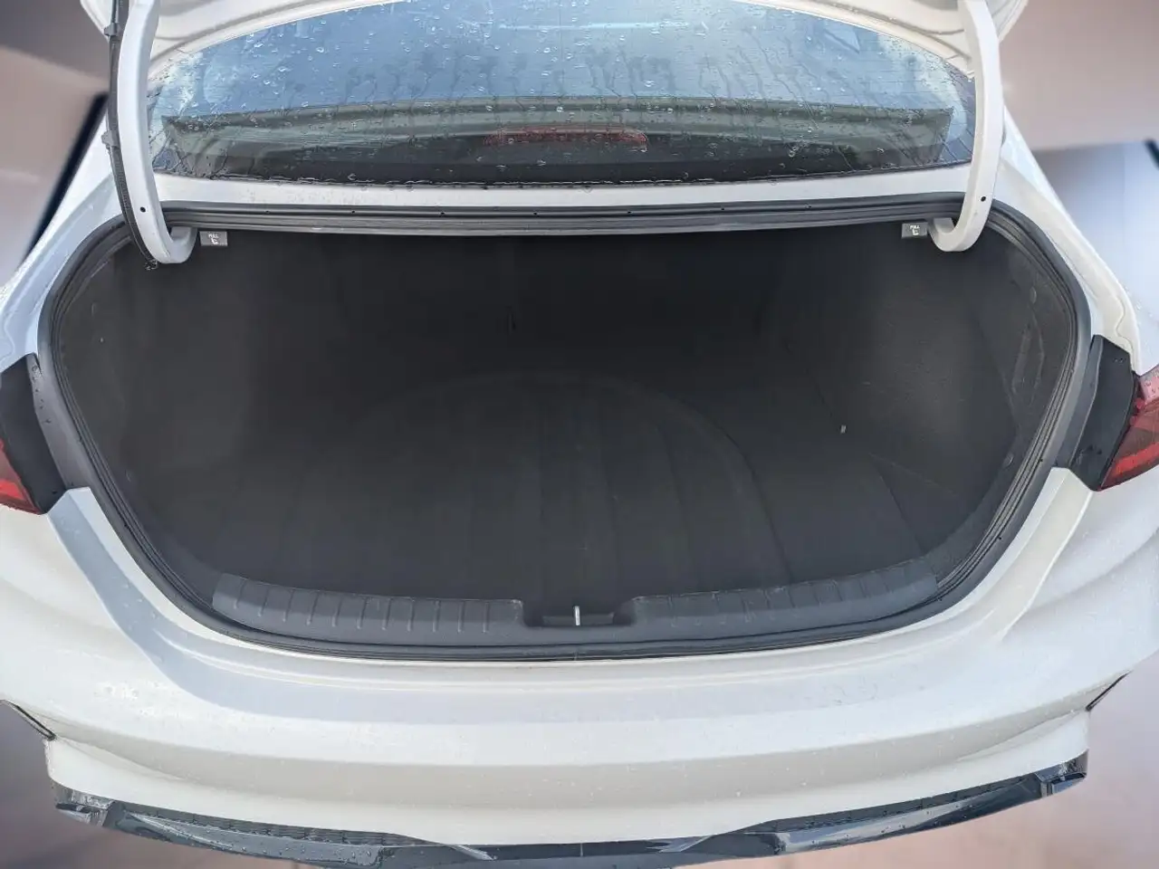 Kia Forte снимка Kia Forte