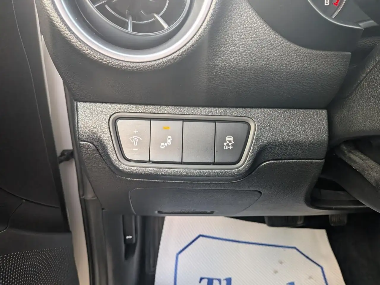 Kia Forte снимка Kia Forte
