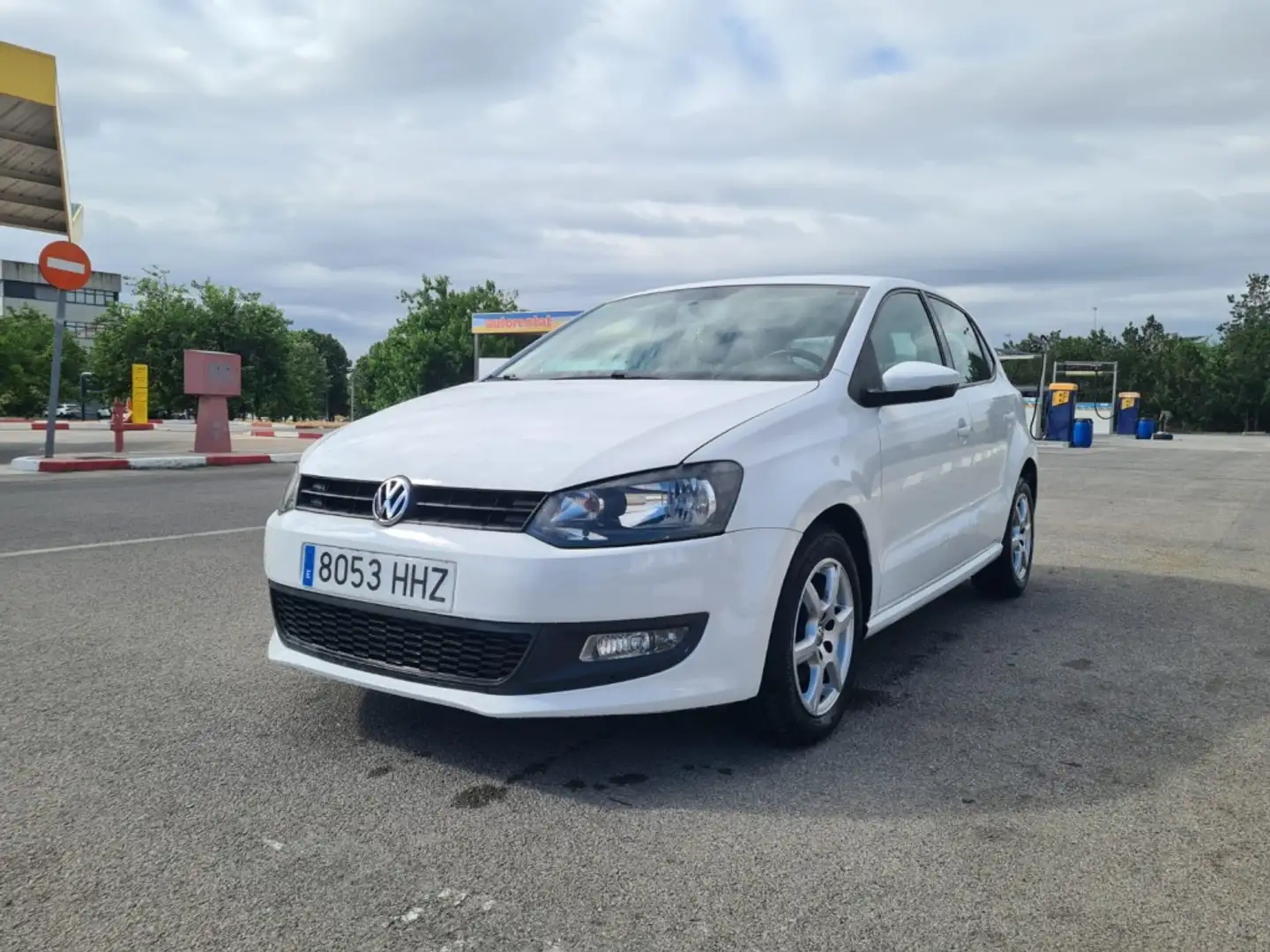 Volkswagen Polo 1.6TDI Advance 90 - 1
