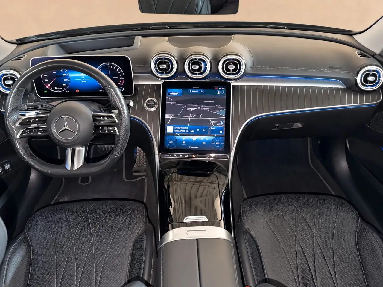 2022 Mercedes-Benz C 300 e AMG Line Night HUD 360° Leder DC, photograph 11