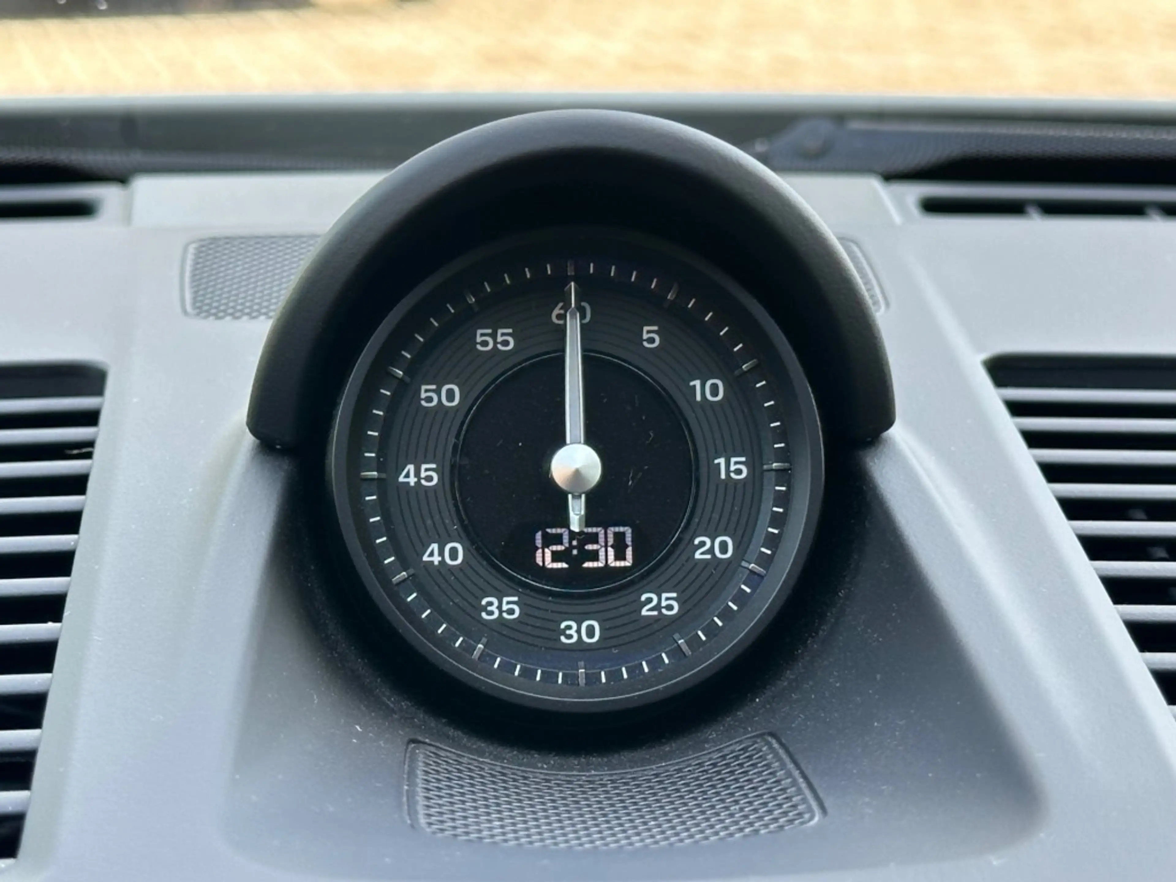Porsche 992 3.0 TARGA 4 GTS Automaat Navi — photo 25