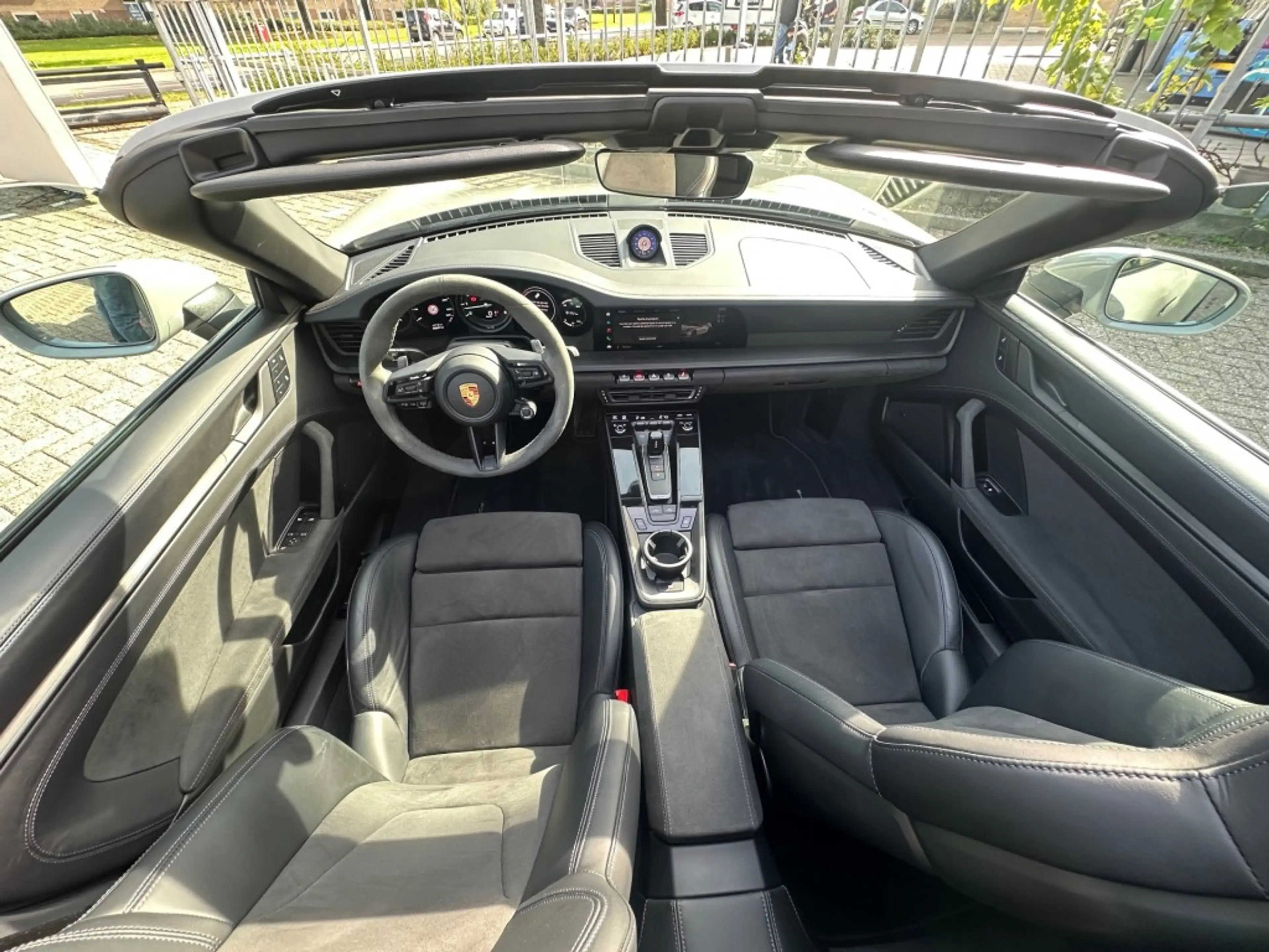 Porsche 992 3.0 TARGA 4 GTS Automaat Navi — photo 14