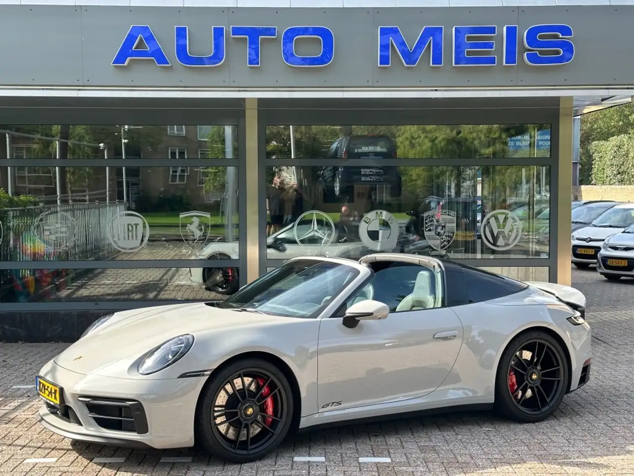 Porsche 992
